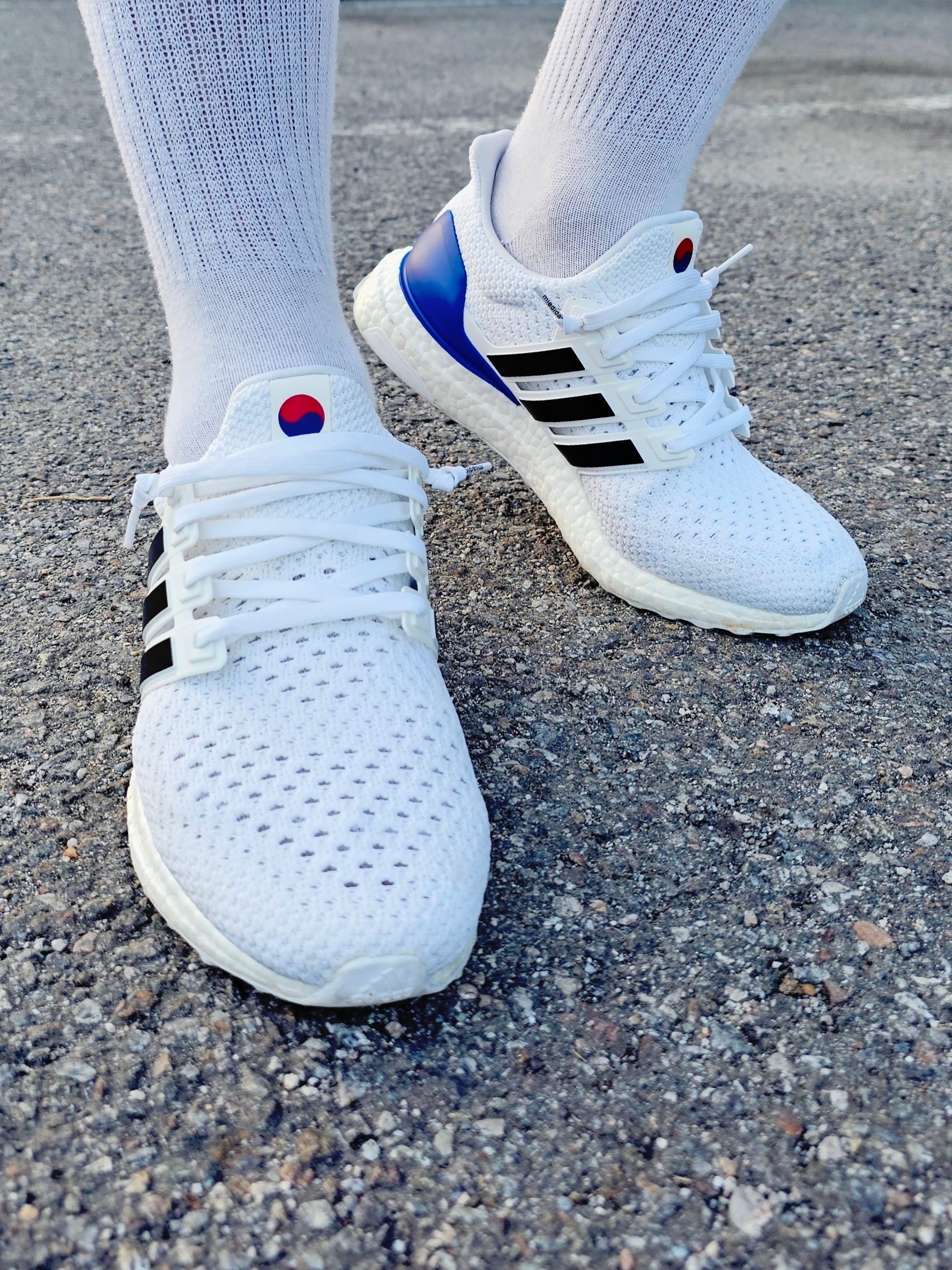 Adidas Ultraboost 4.0 Seoul 1988 착용 스타일 - 4