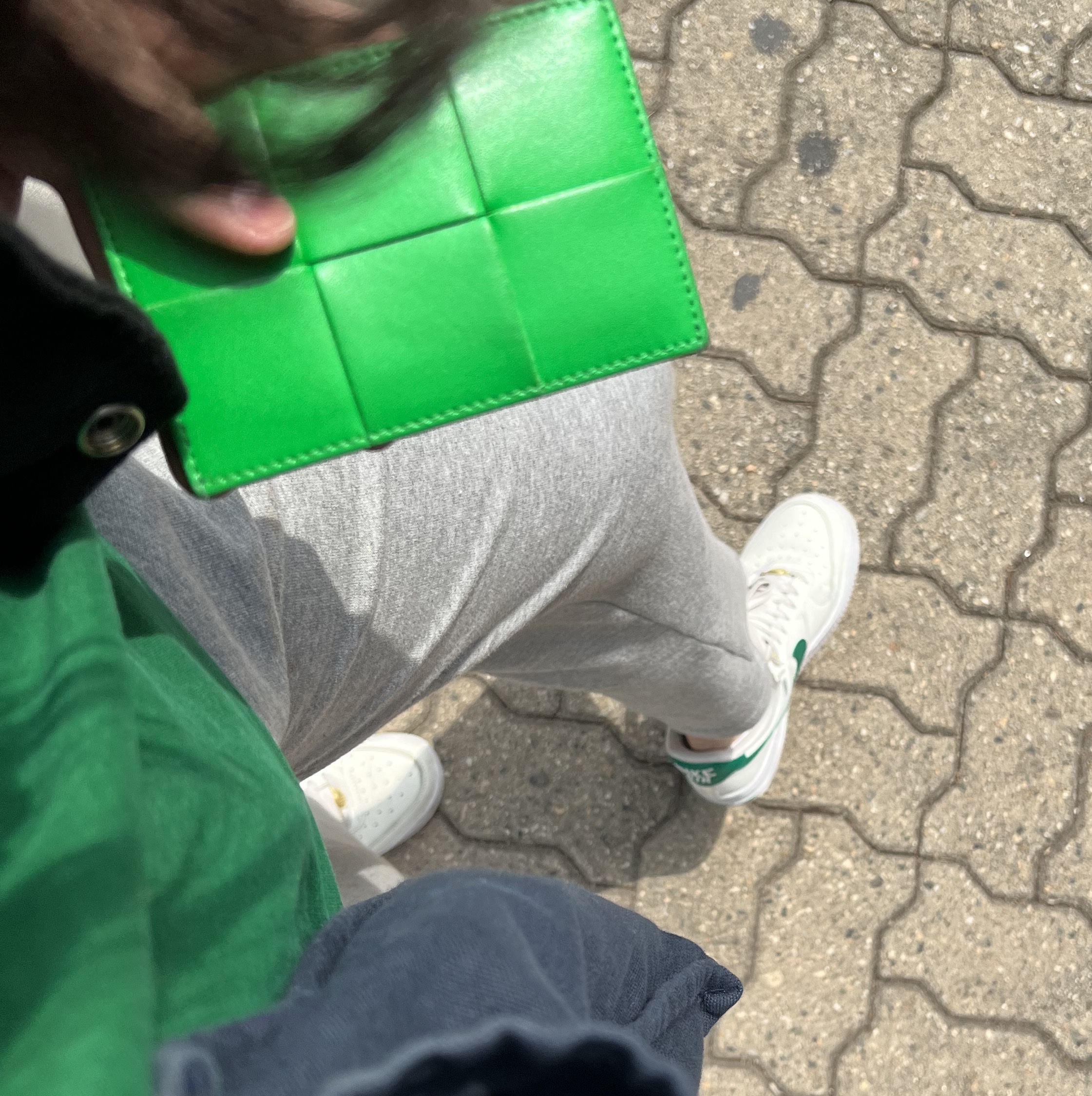 (W) Nike Air Force 1 '07 SE 40th Anniversary Join Forces Sail Malachite, Bottega Veneta Credit Card Case Calfskin Parakeet 착용 스타일