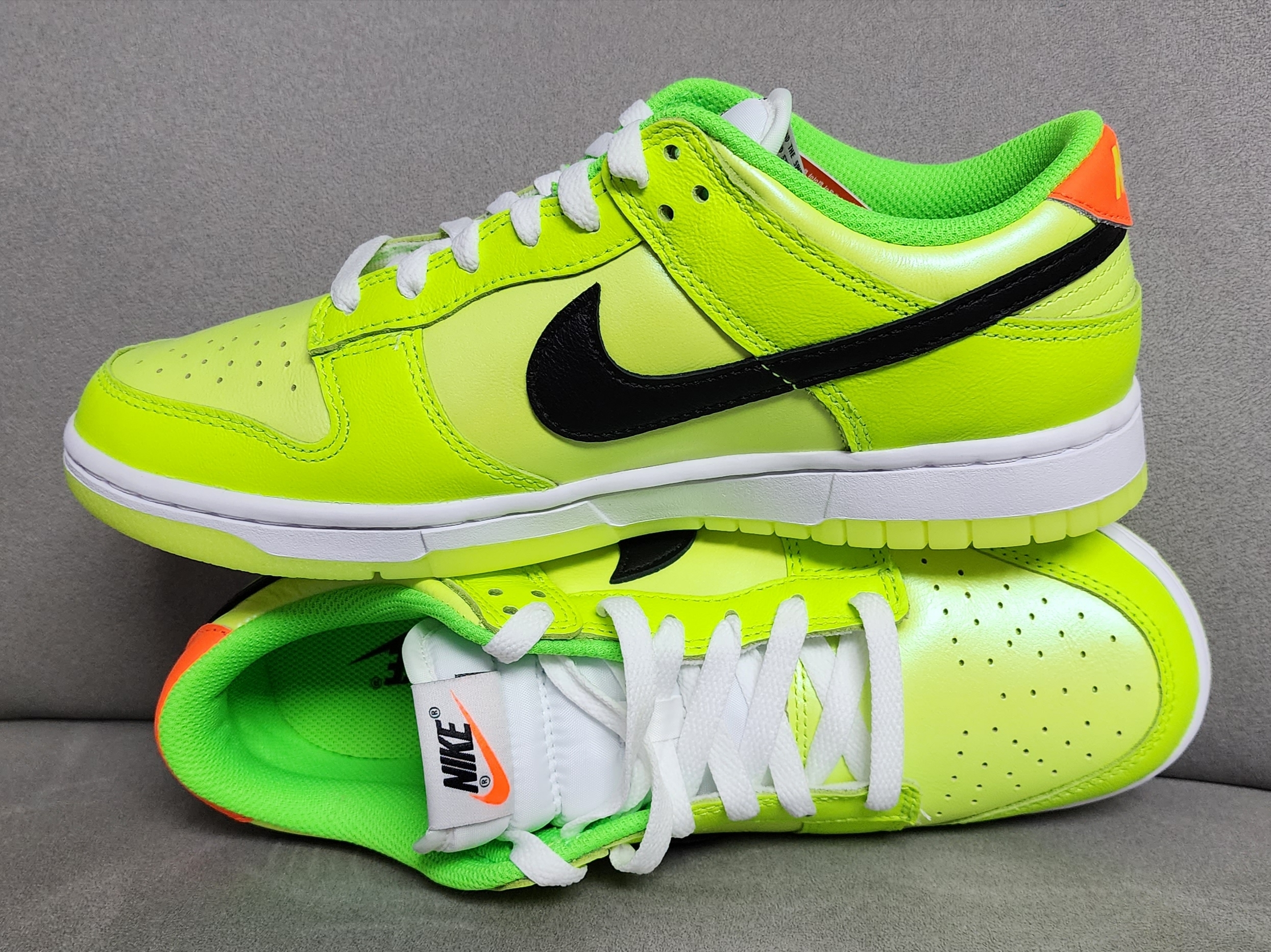 Nike Dunk Low Volt 착용 스타일 - 3