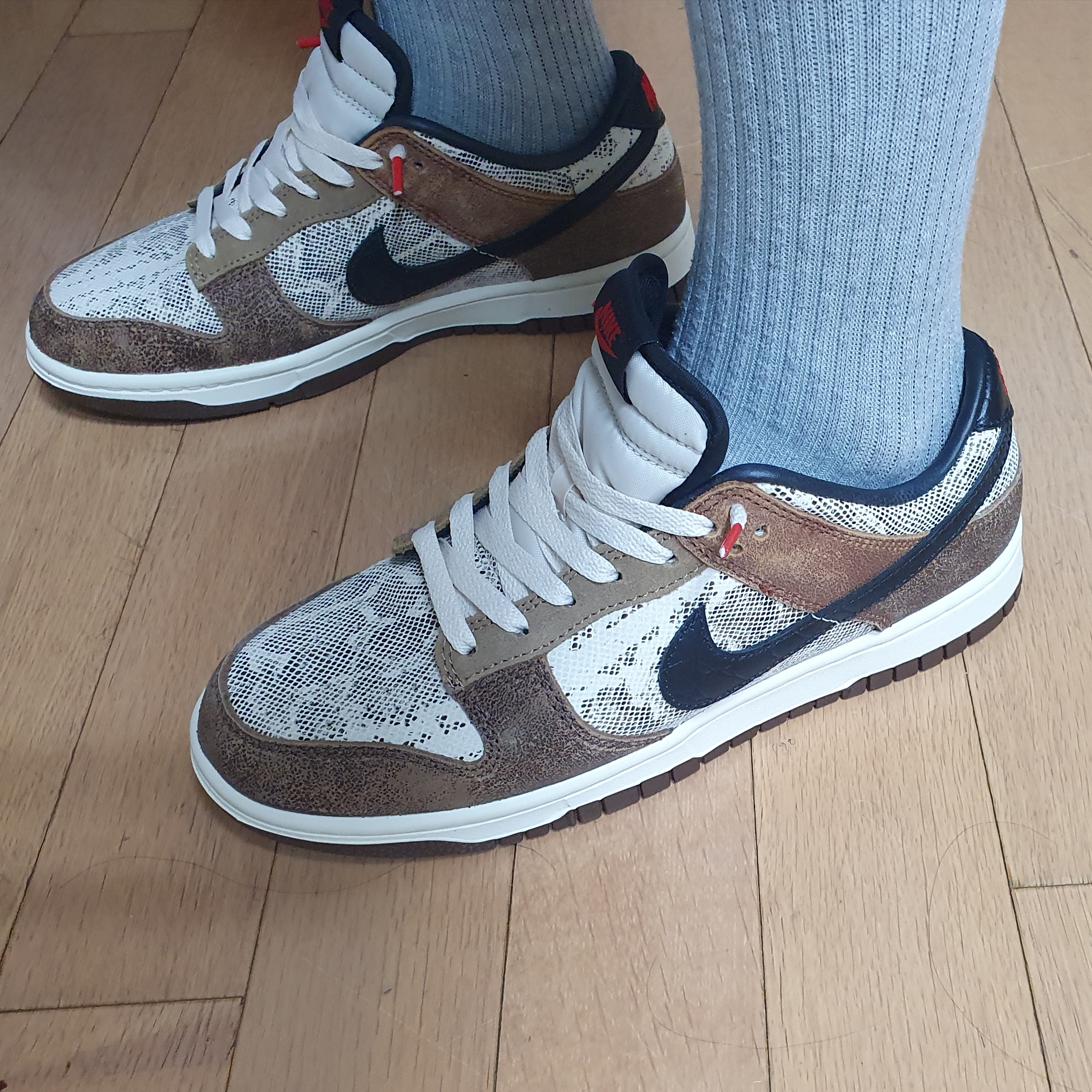Nike Dunk Low PRM Head to Head 착용 스타일 - 5