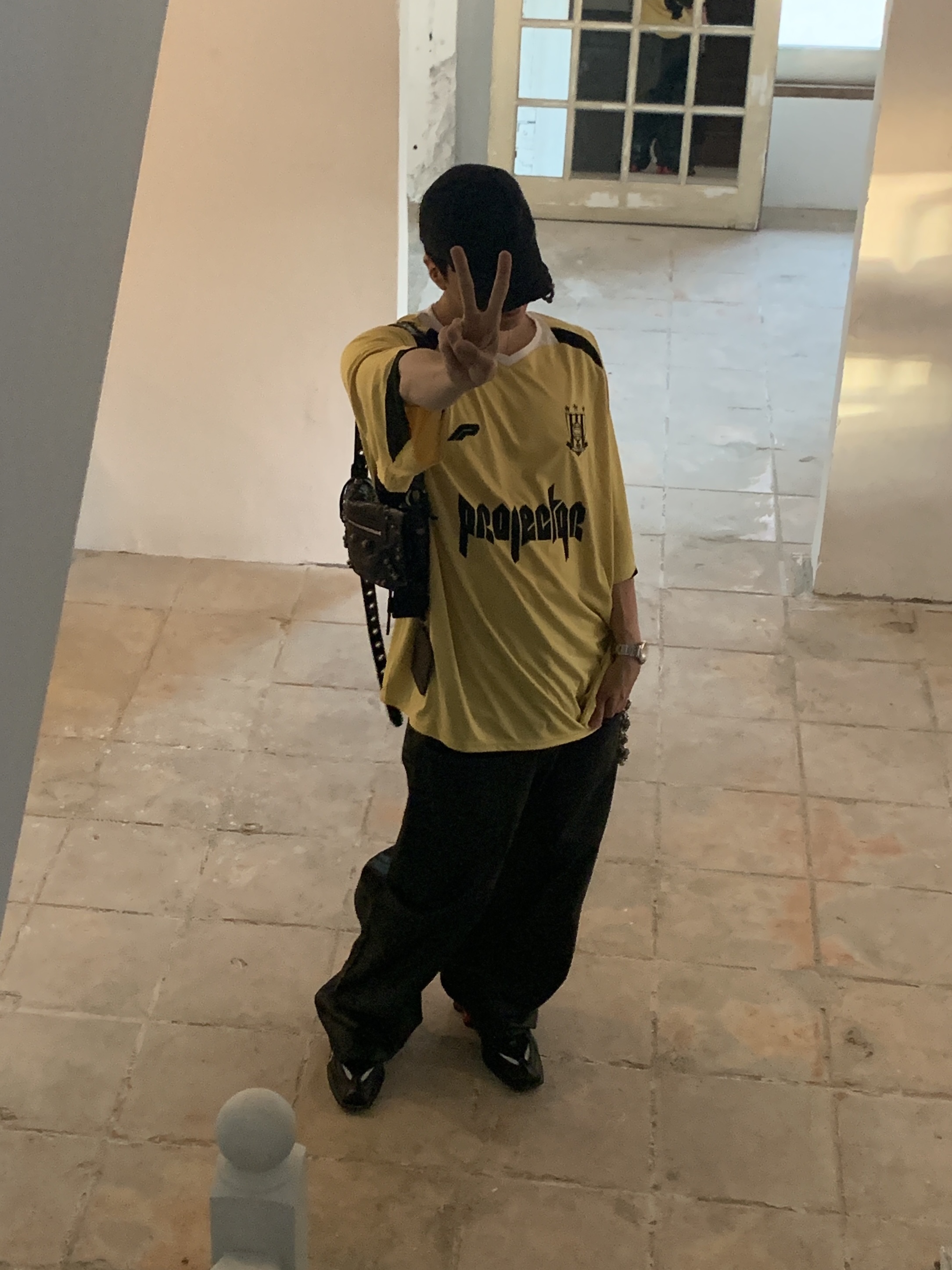 Balenciaga Heavy Piercing Cap Faded Black, Project G/R Oversized Football Jersey Yellow 착용 스타일 - 1