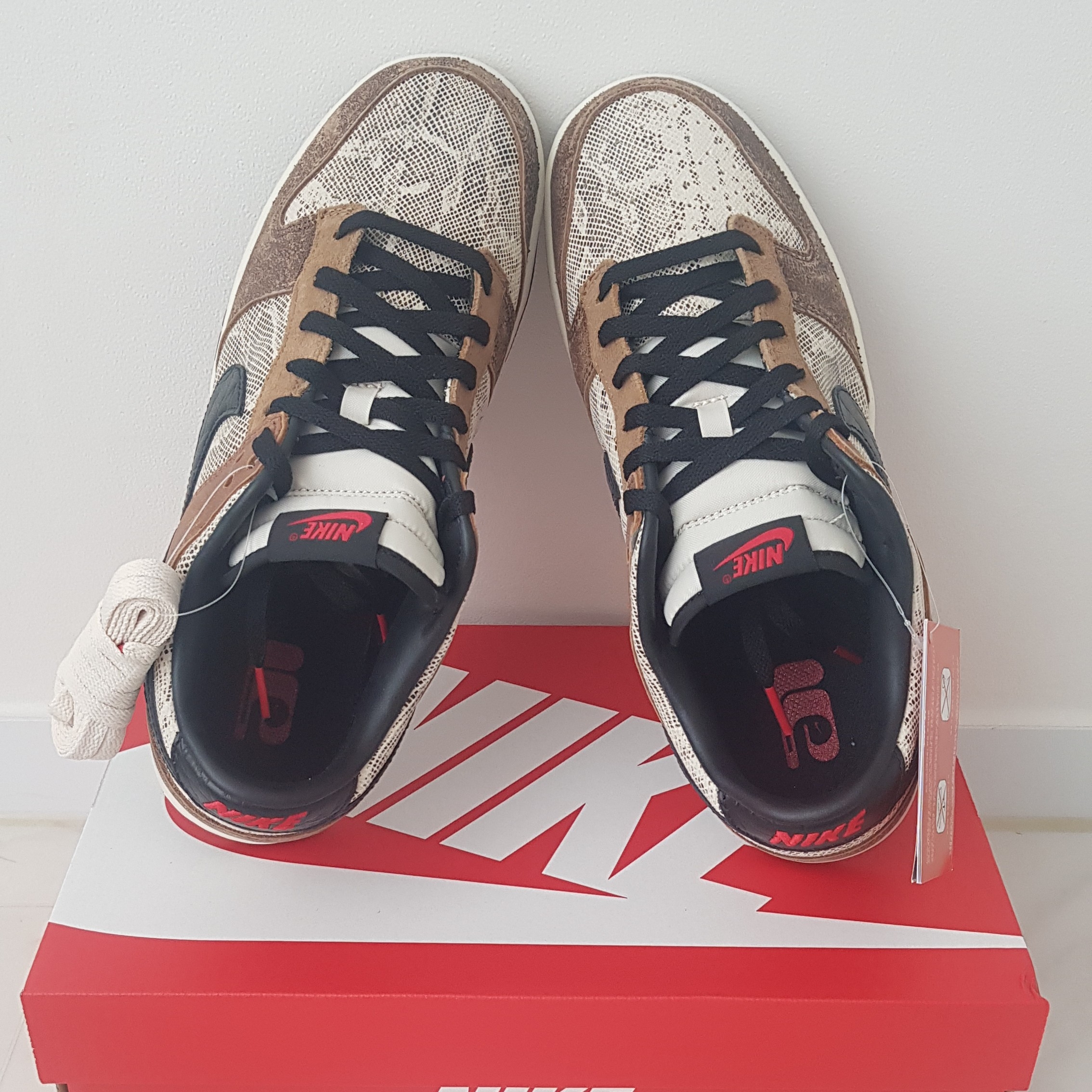 Nike Dunk Low PRM Head to Head 착용 스타일 - 2