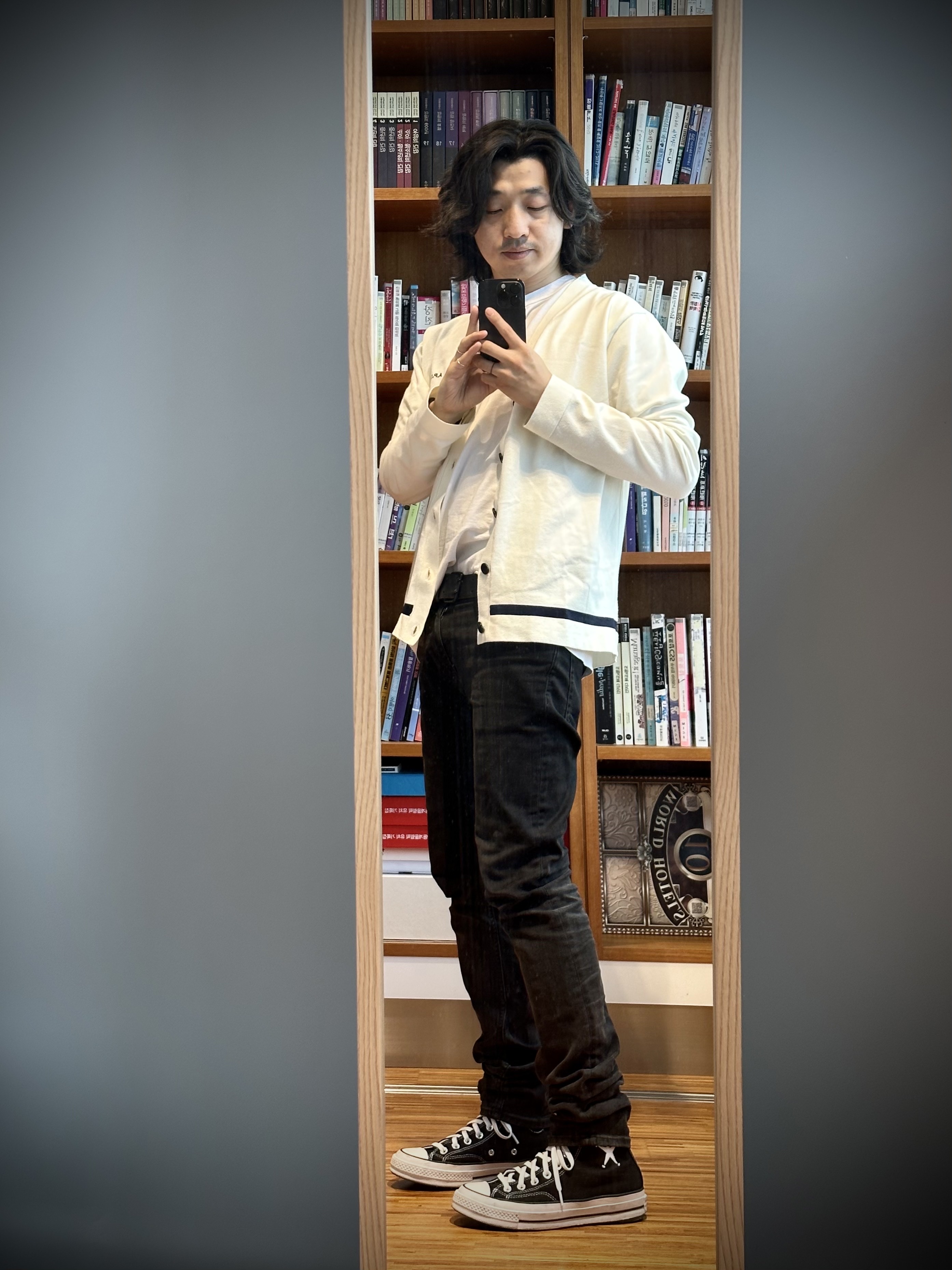 Converse x Stussy Chuck 70 High Black 착용 스타일 - 1