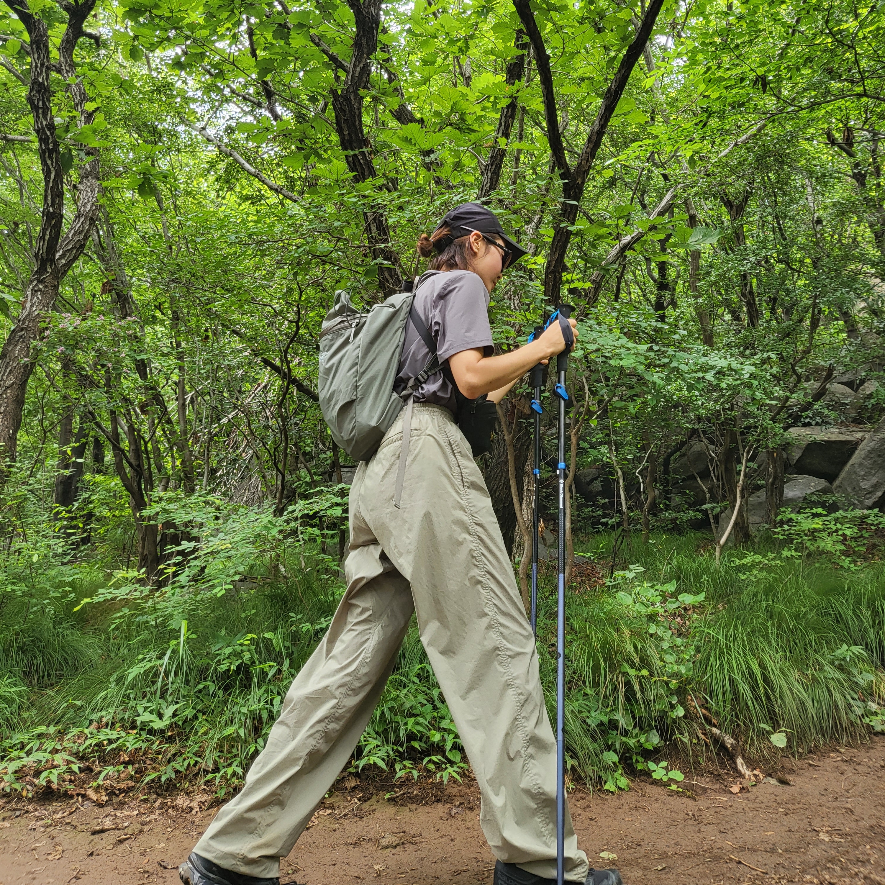 Arc'teryx Heliad 10 Backpack Forage, Arc'teryx Calvus Cap Black 착용 스타일