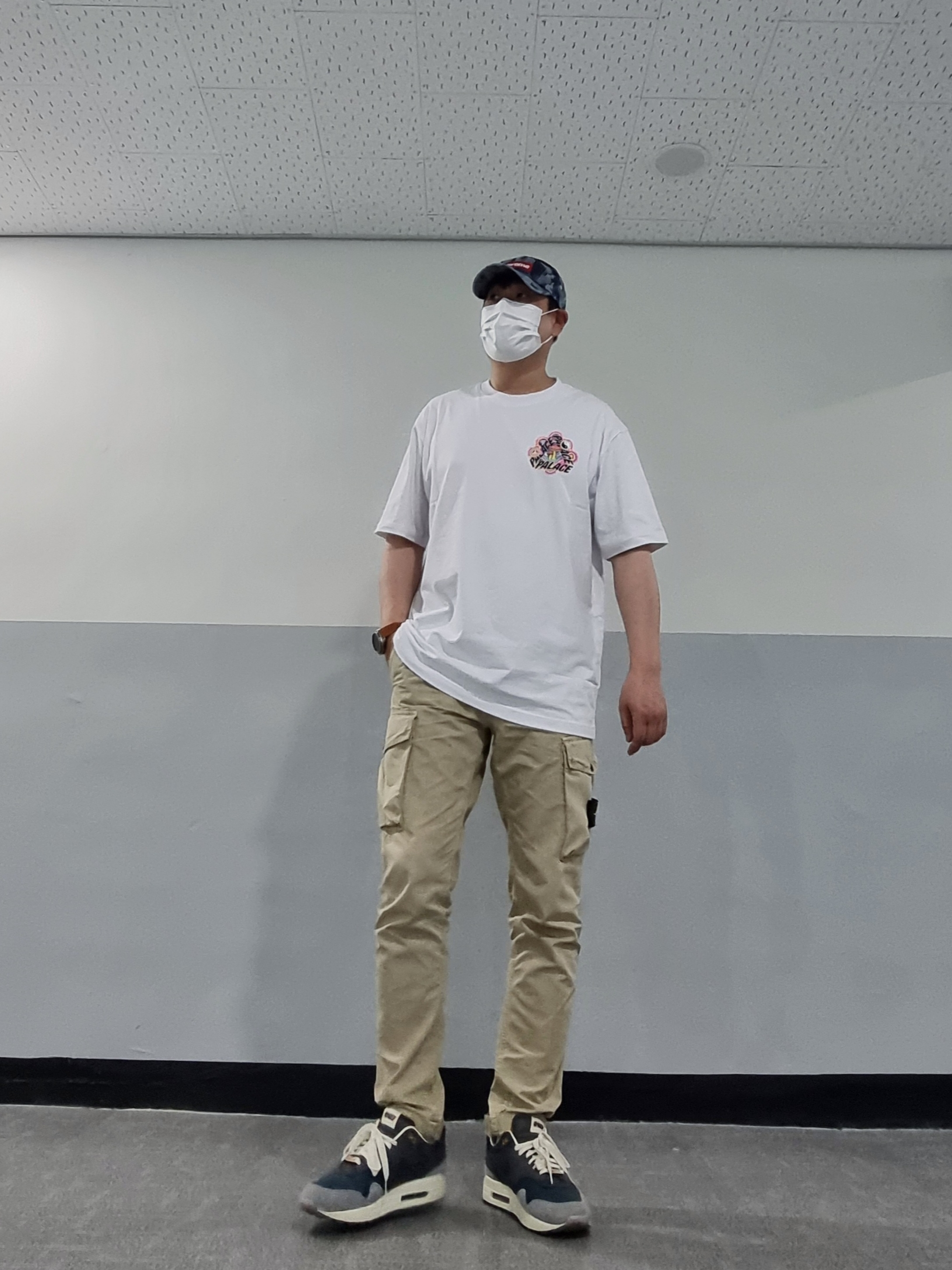 Supreme Flames Jacquard Denim Camp Cap Washed Indigo - 23SS, Palace Bun 5G T-Shirt White - 22FW 착용 스타일 - 2