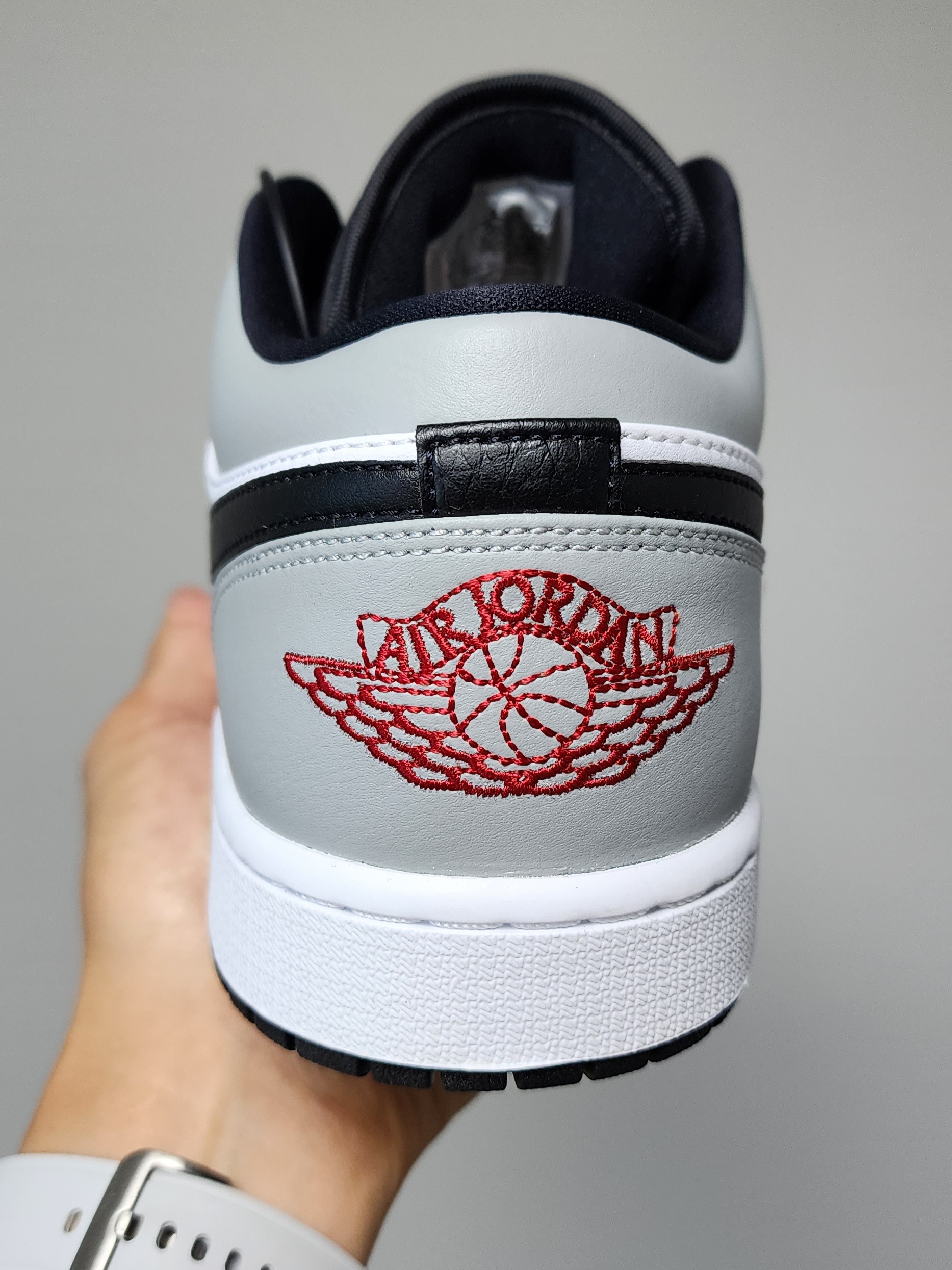 Jordan 1 Low Light Smoke Grey 착용 스타일