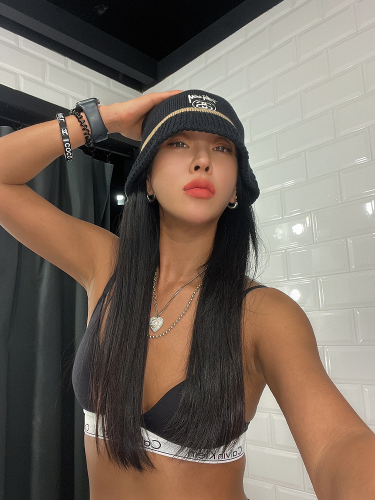 KREAM 프로필 이미지