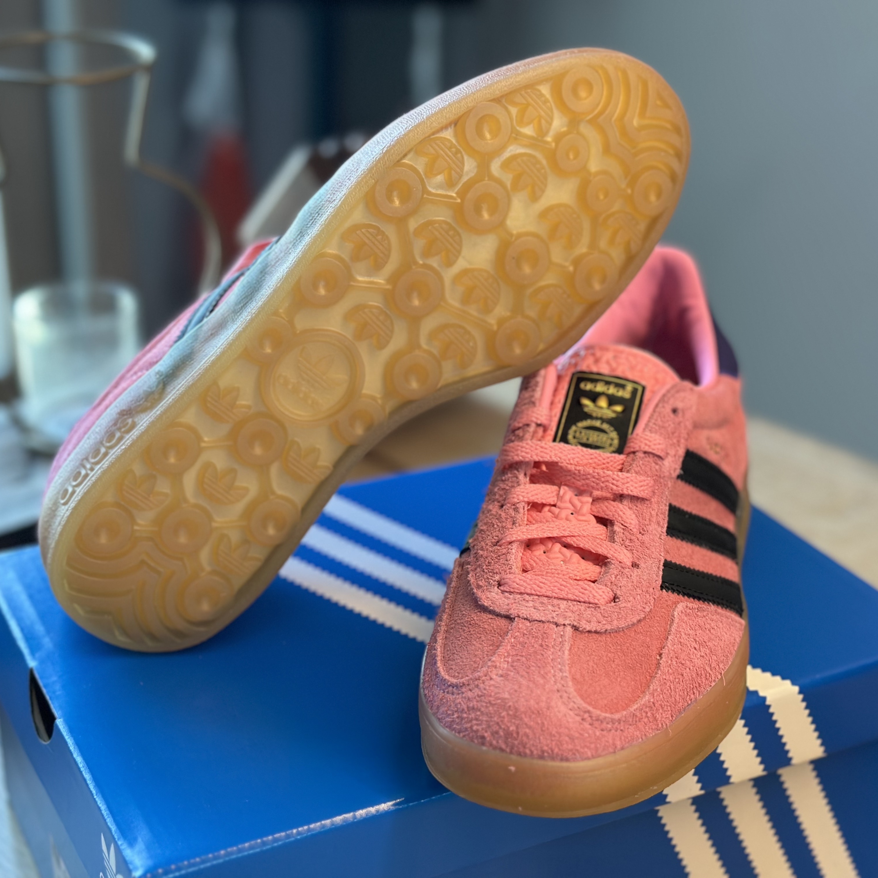 (W) Adidas Gazelle Indoor Bliss Pink 착용 스타일 - 3