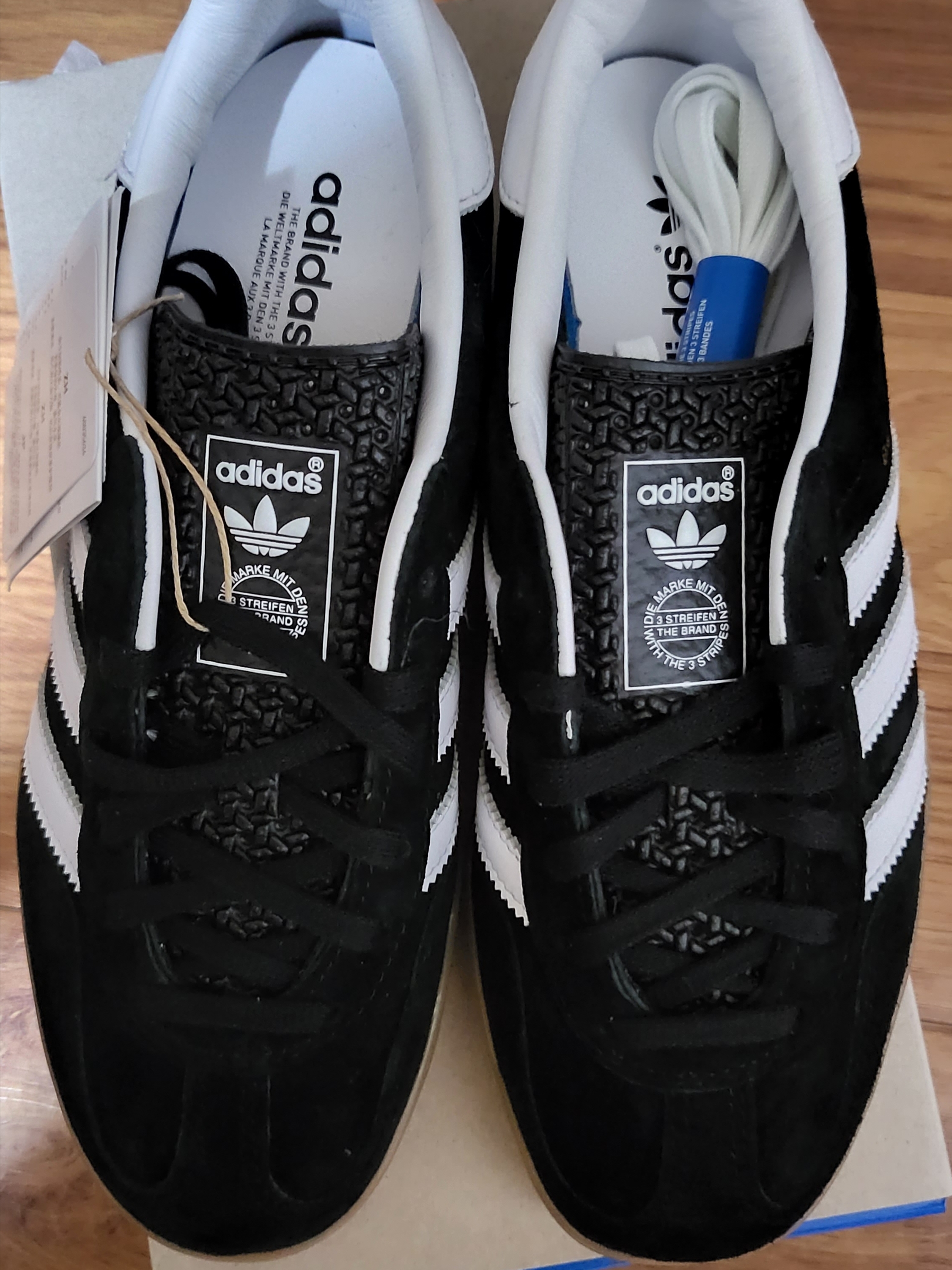 Adidas Gazelle Indoor Core Black 착용 스타일