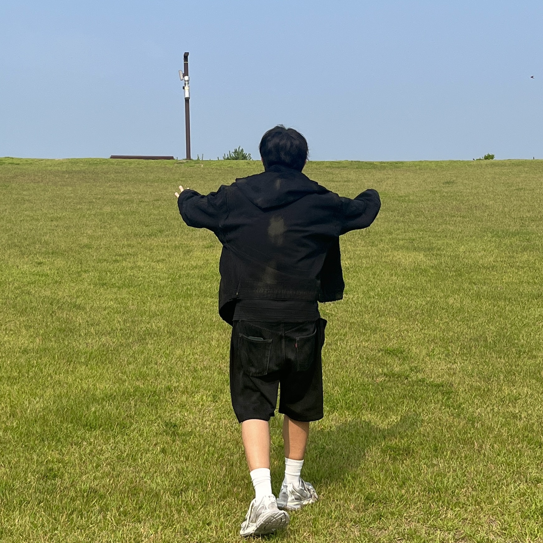 Project G/R Distressed Mud Work Jacket Black, Balenciaga 3XL Sneakers Light Beige 착용 스타일 - 3