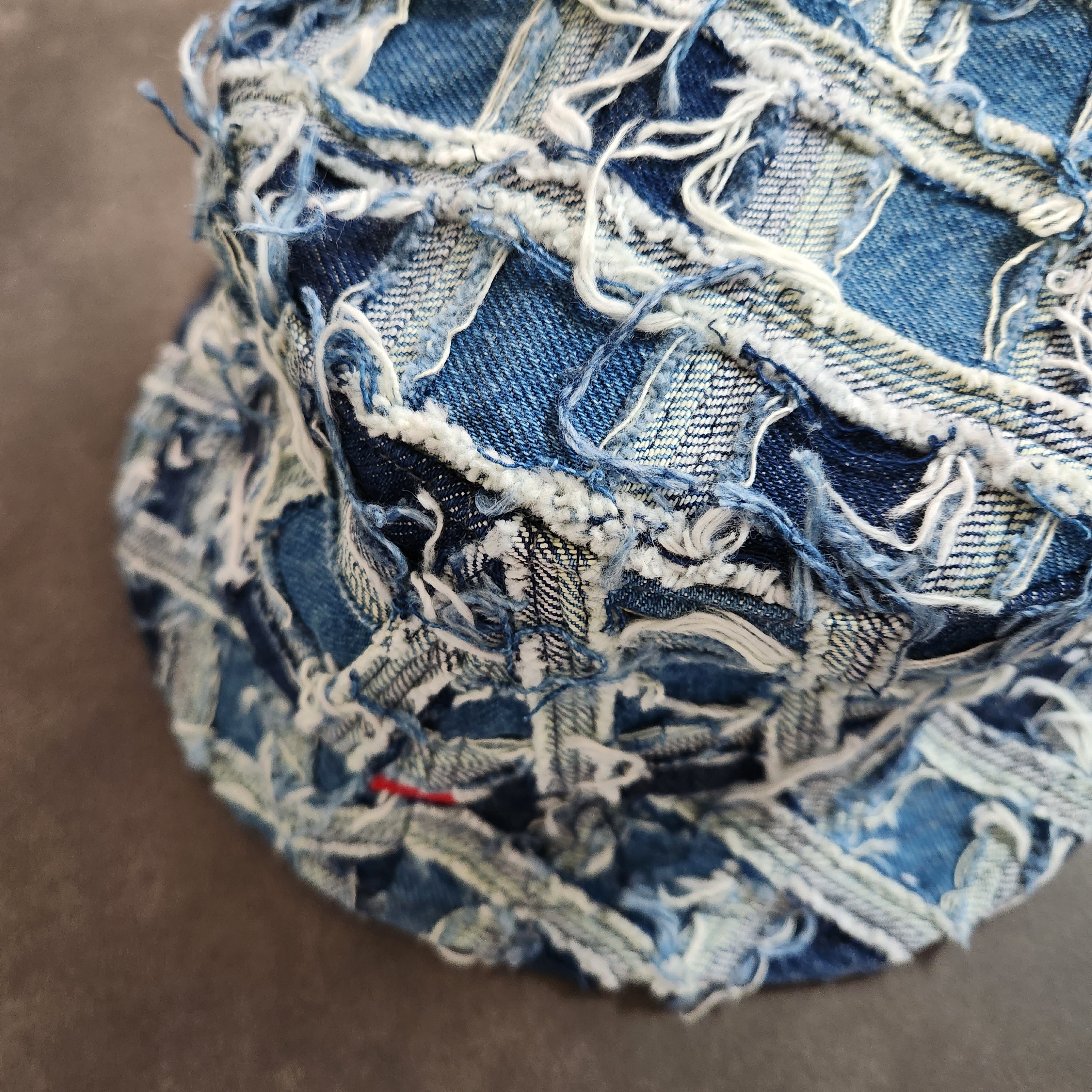 Supreme Frayed Patchwork Denim Crusher Washed Blue - 23SS 착용 스타일 - 2