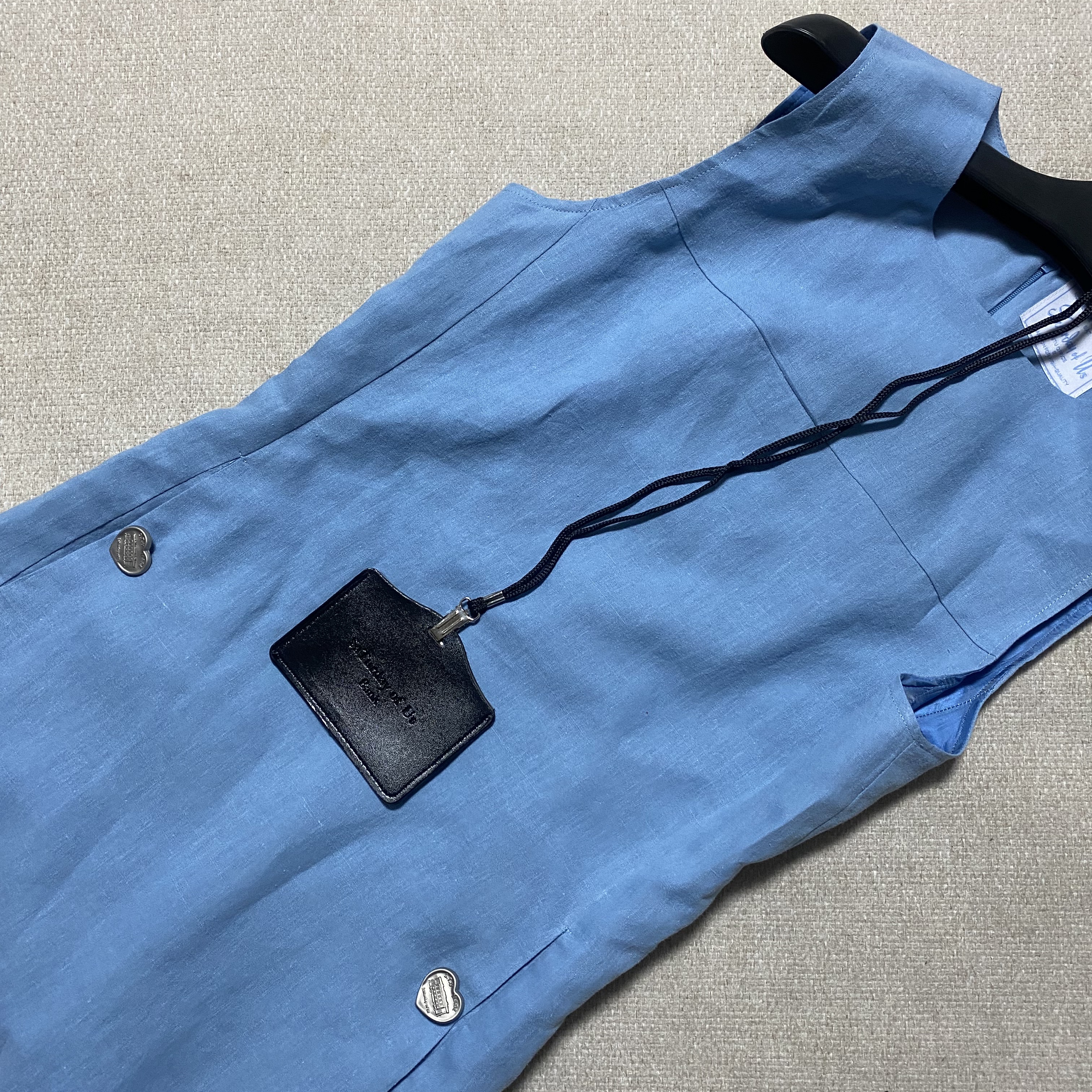 [KREAM 단독] STU Women Buttoned Linen Dress Sky Blue 착용 스타일 - 1