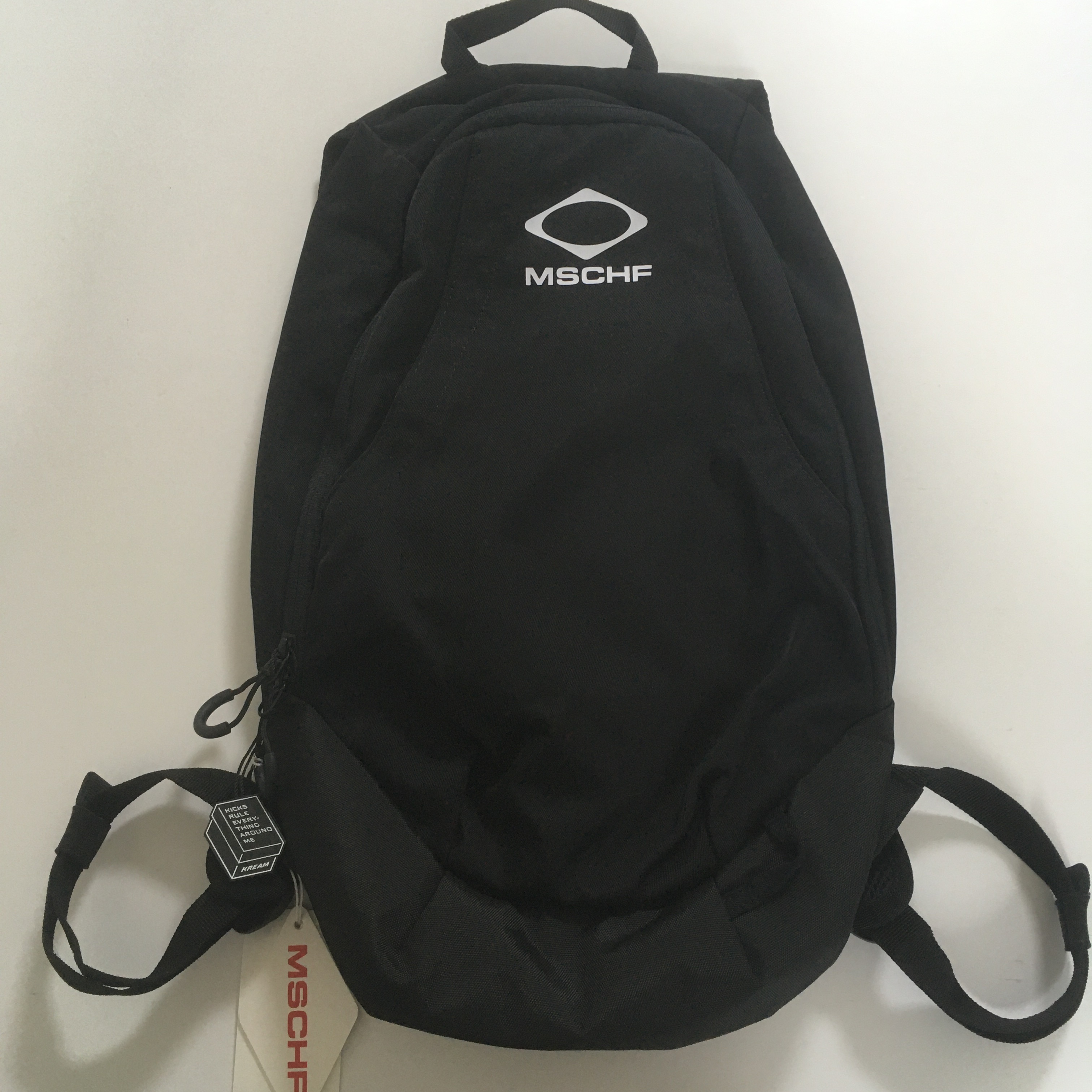 Mischief Rhombus Backpack Black 착용 스타일