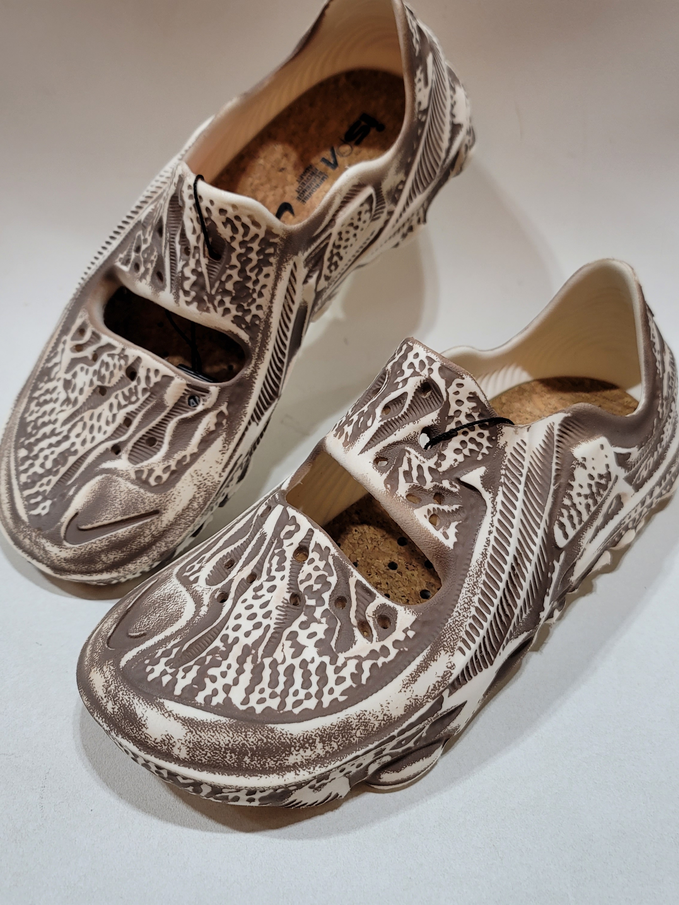 Nike ISPA Universal Natural and Desert Dust 착용 스타일 - 1