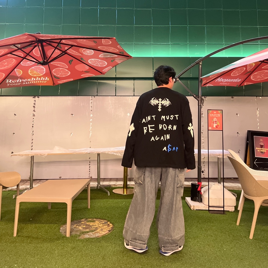 [KREAM 단독] Ourpas 061 Saint Long Sleeve Black 착용 스타일 - 3