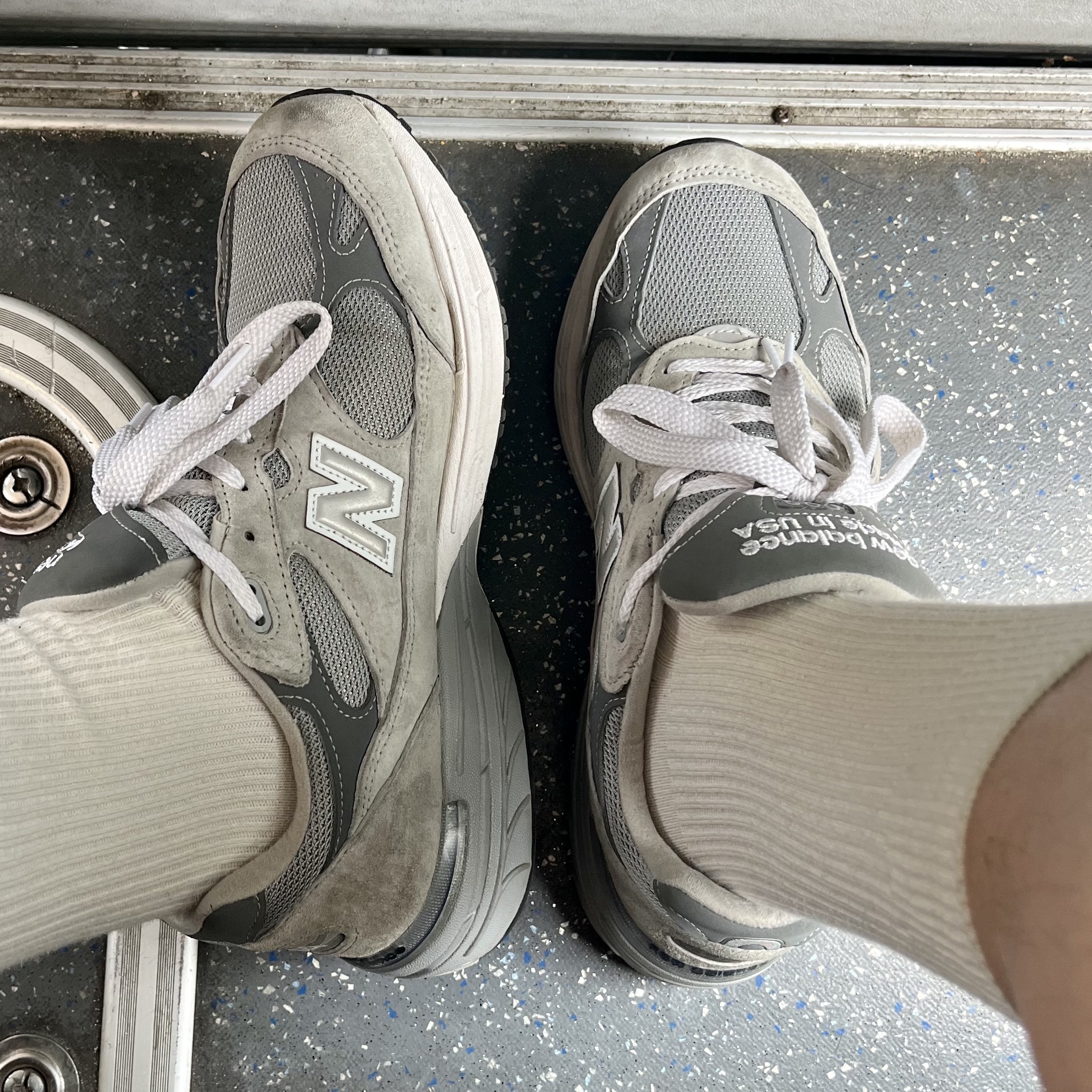 New Balance 993 Made in USA Grey - D Standard 착용 스타일