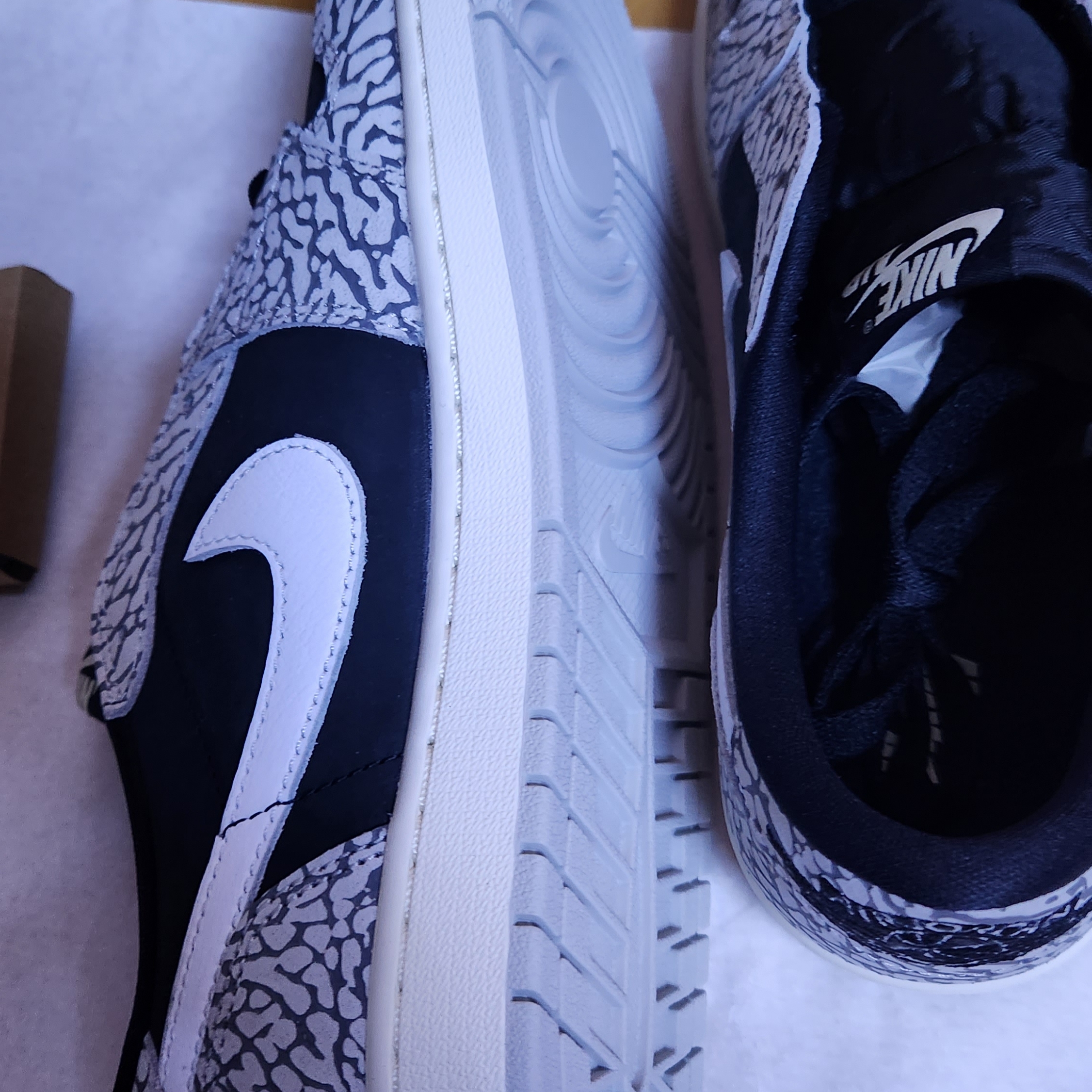 Jordan 1 Retro Low OG Black Cement 착용 스타일 - 5