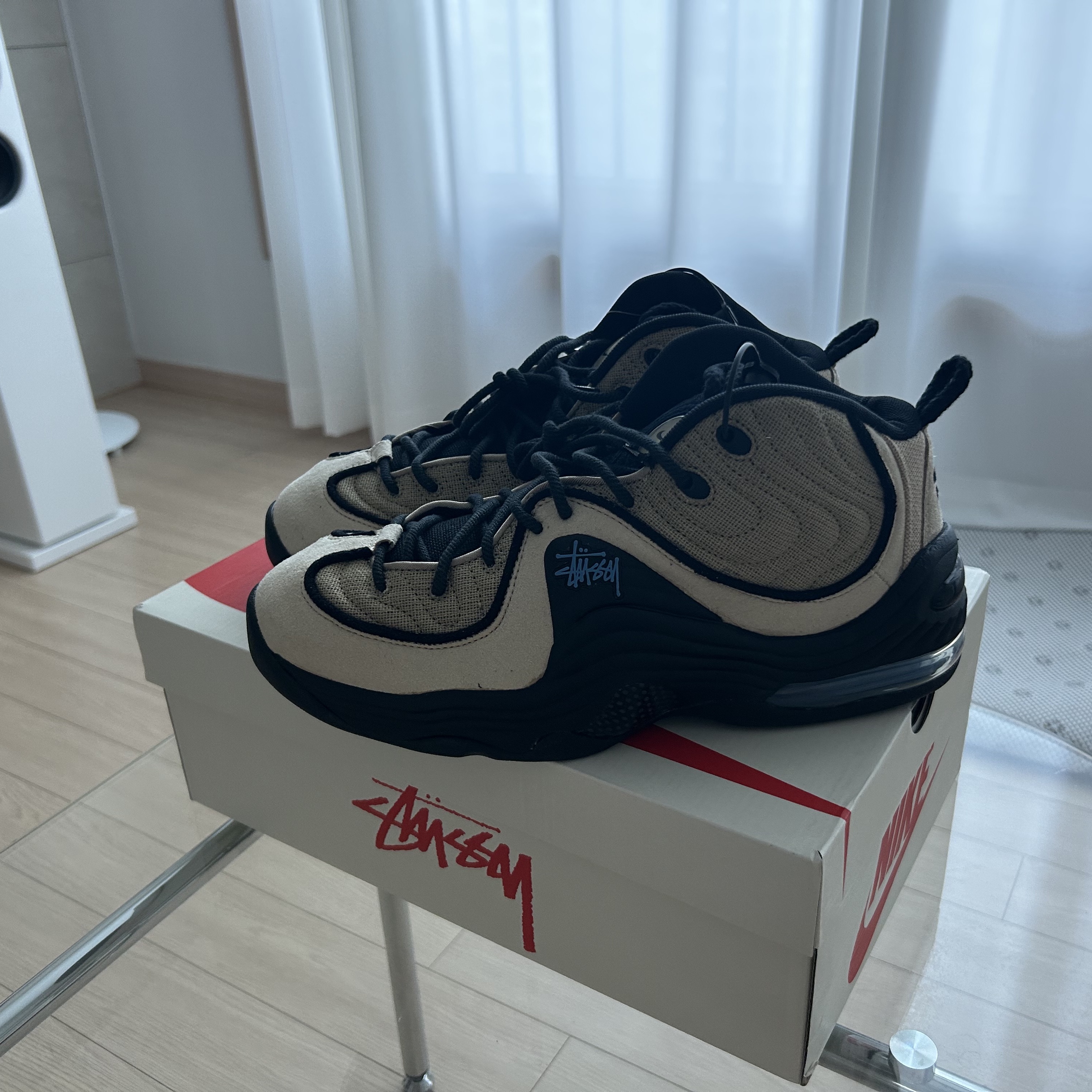 Nike x Stussy Air Penny II Rattan and Limestone 착용 스타일