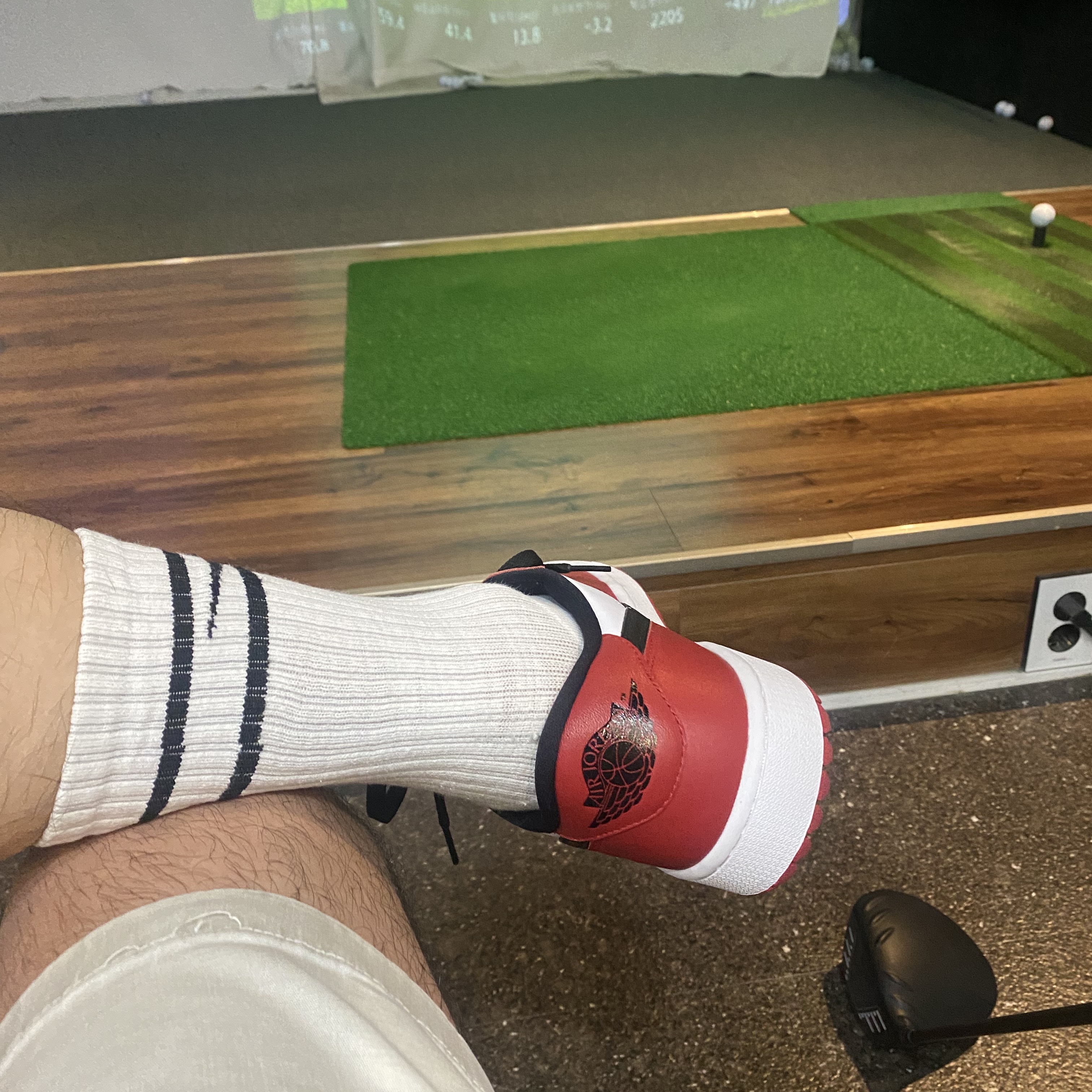 Jordan 1 Low Golf Chicago 착용 스타일 - 4