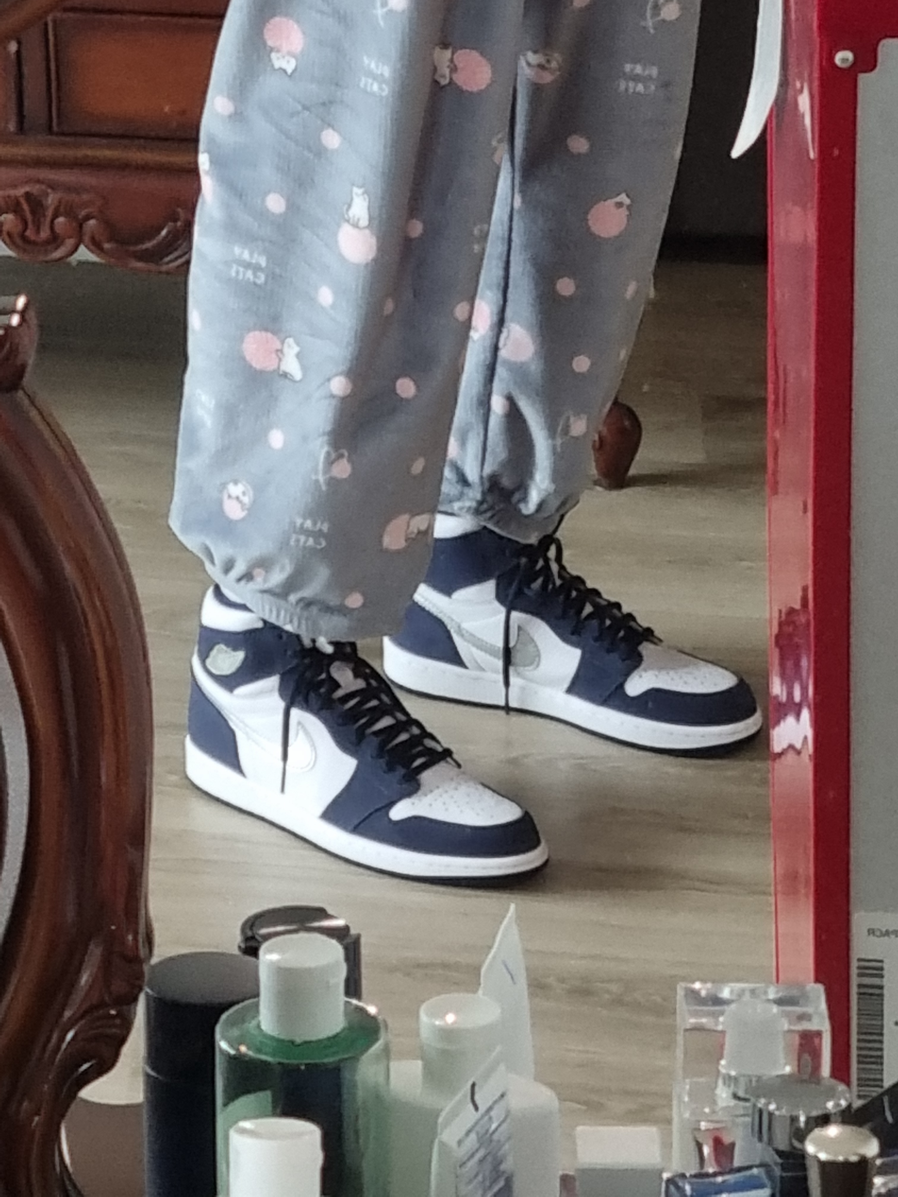Jordan 1 Retro High OG CO.JP Midnight Navy 착용 스타일 - 2