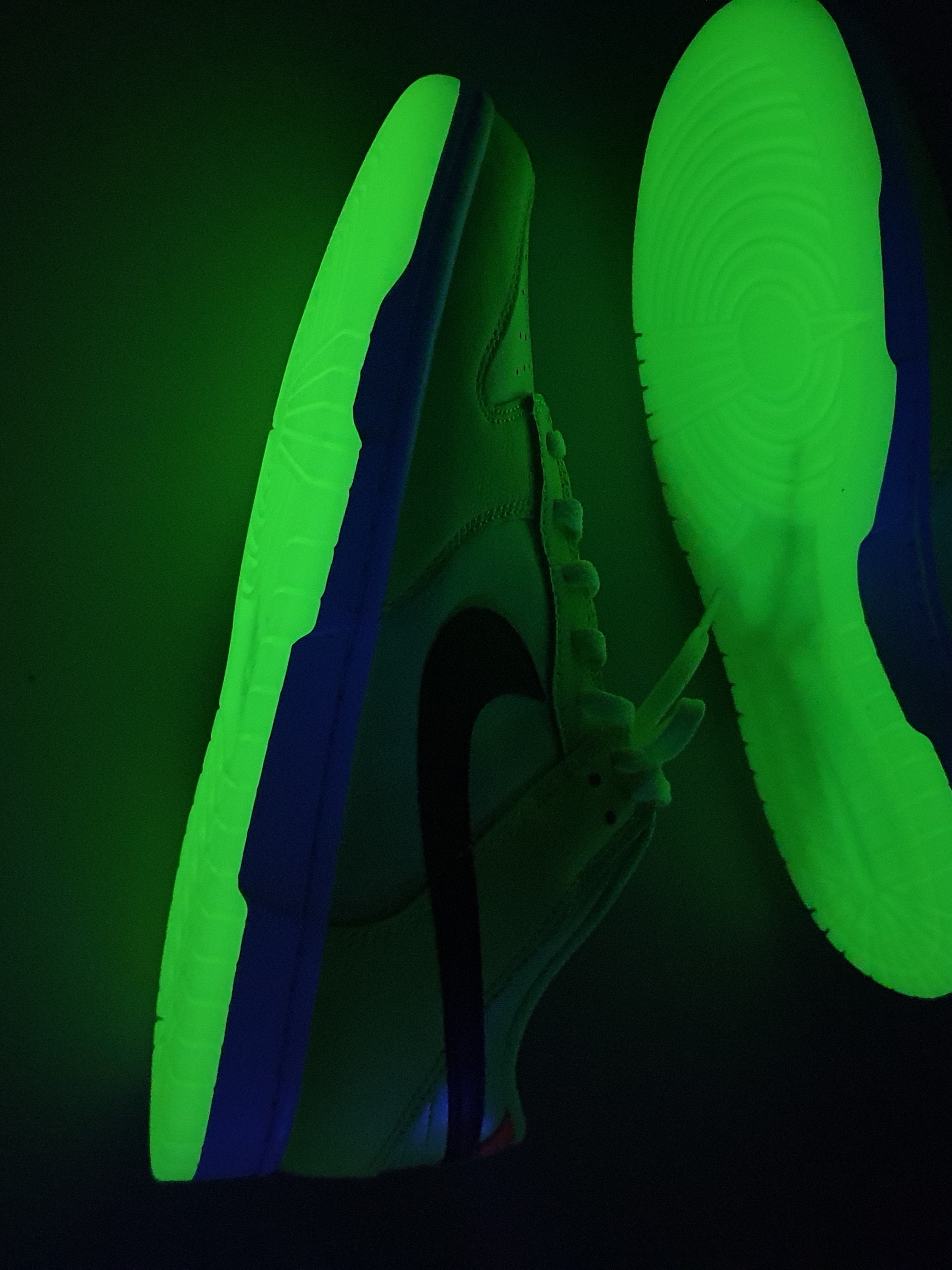Nike Dunk Low Volt 착용 스타일 - 3