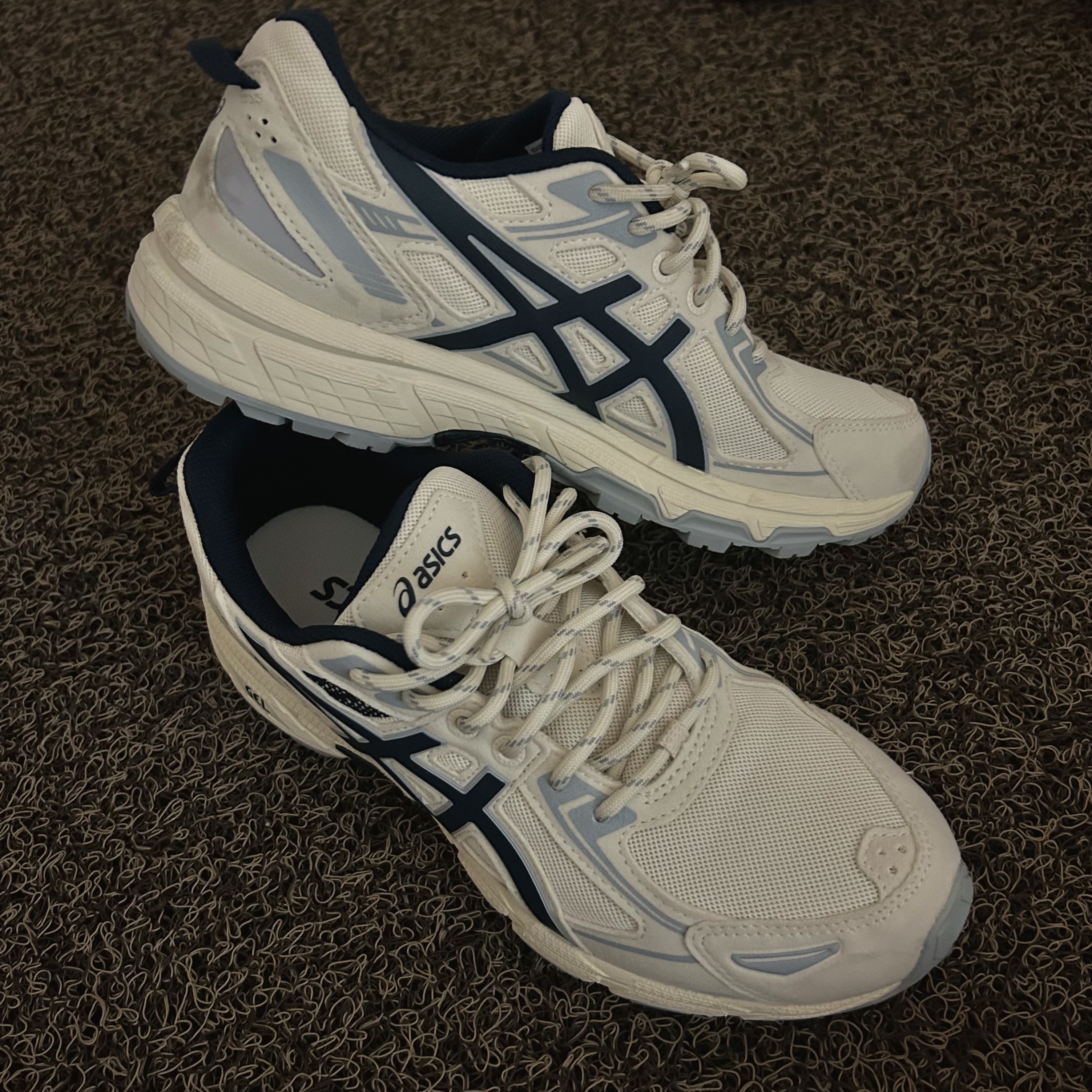 Asics Gel-Venture 6 SPS Birch French Blue 착용 스타일