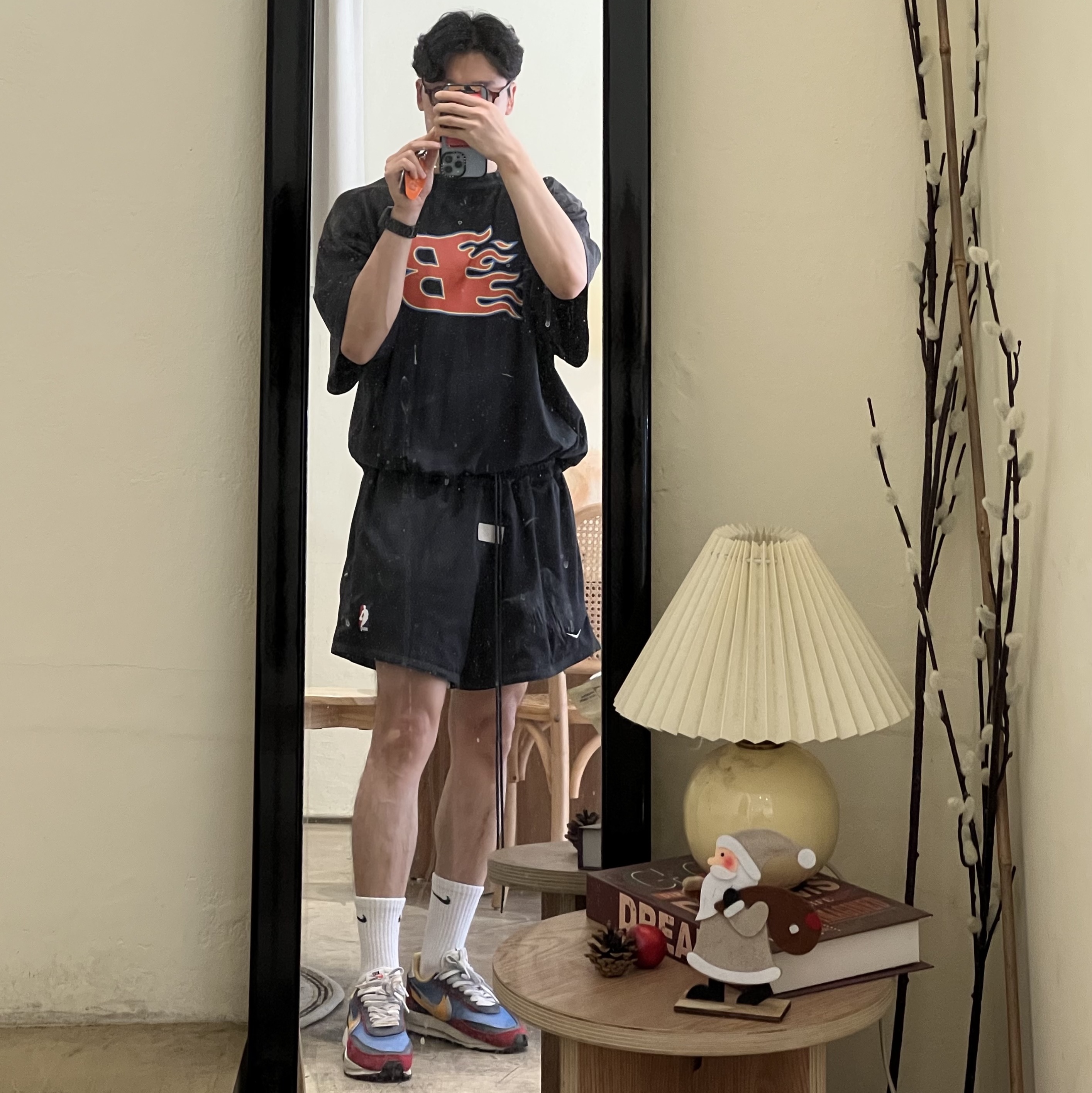 Nike x Sacai LDWaffle Blue Multi 착용 스타일