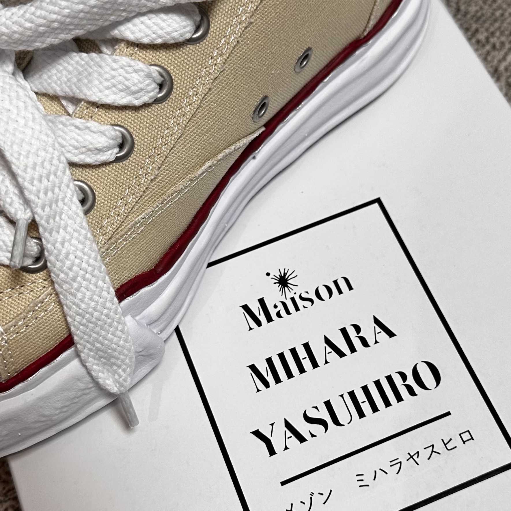 Maison Mihara Yasuhiro Peterson OG Sole Canvas Low-top Sneakers Natural 착용 스타일