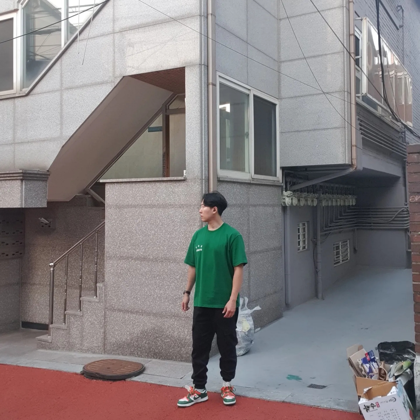 IAB Studio T-Shirt Green - 22FW, Nike x Off-White Dunk Low Pine Green 착용 스타일 - 2