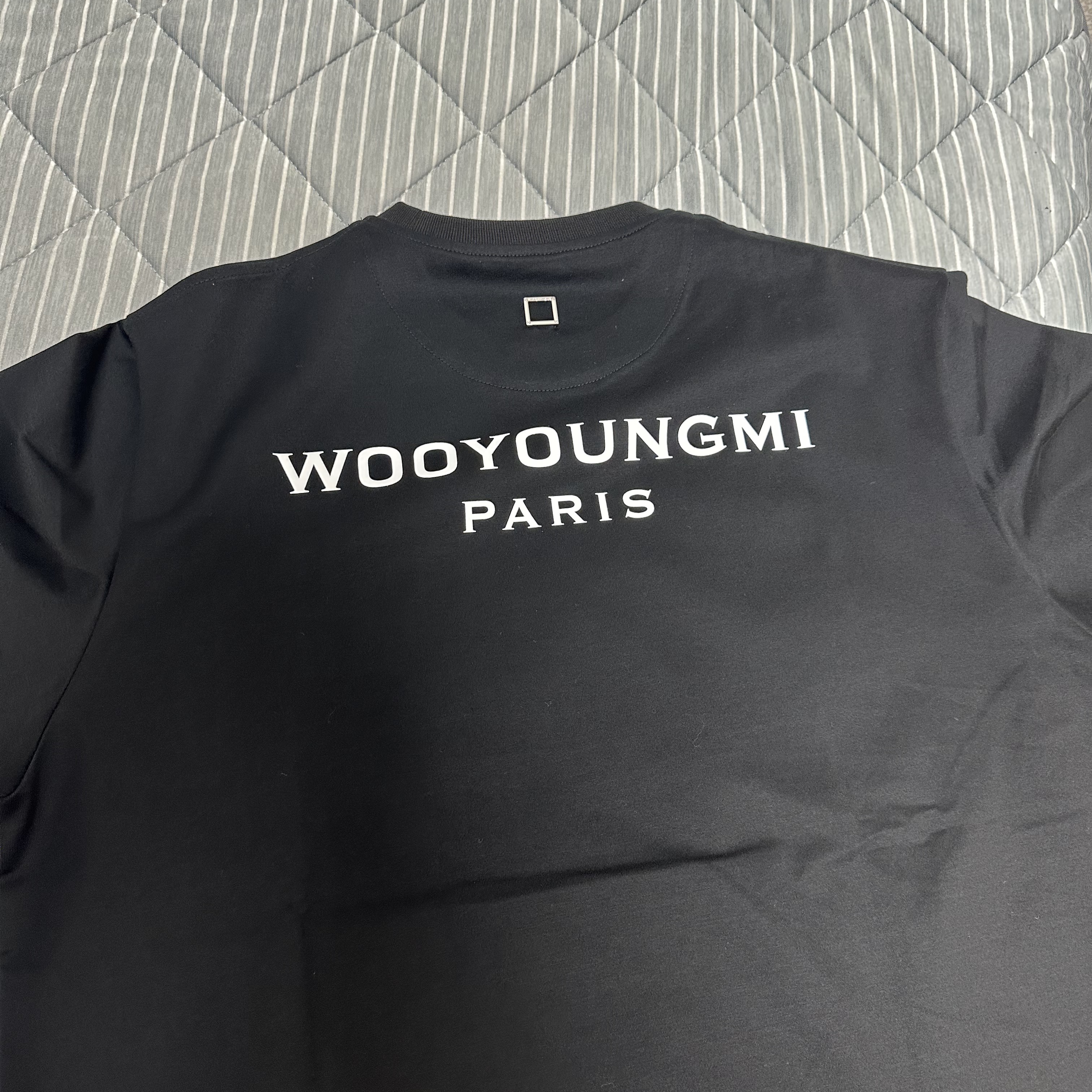 Wooyoungmi Cotton Back Logo T-shirt Black - 23SS 착용 스타일