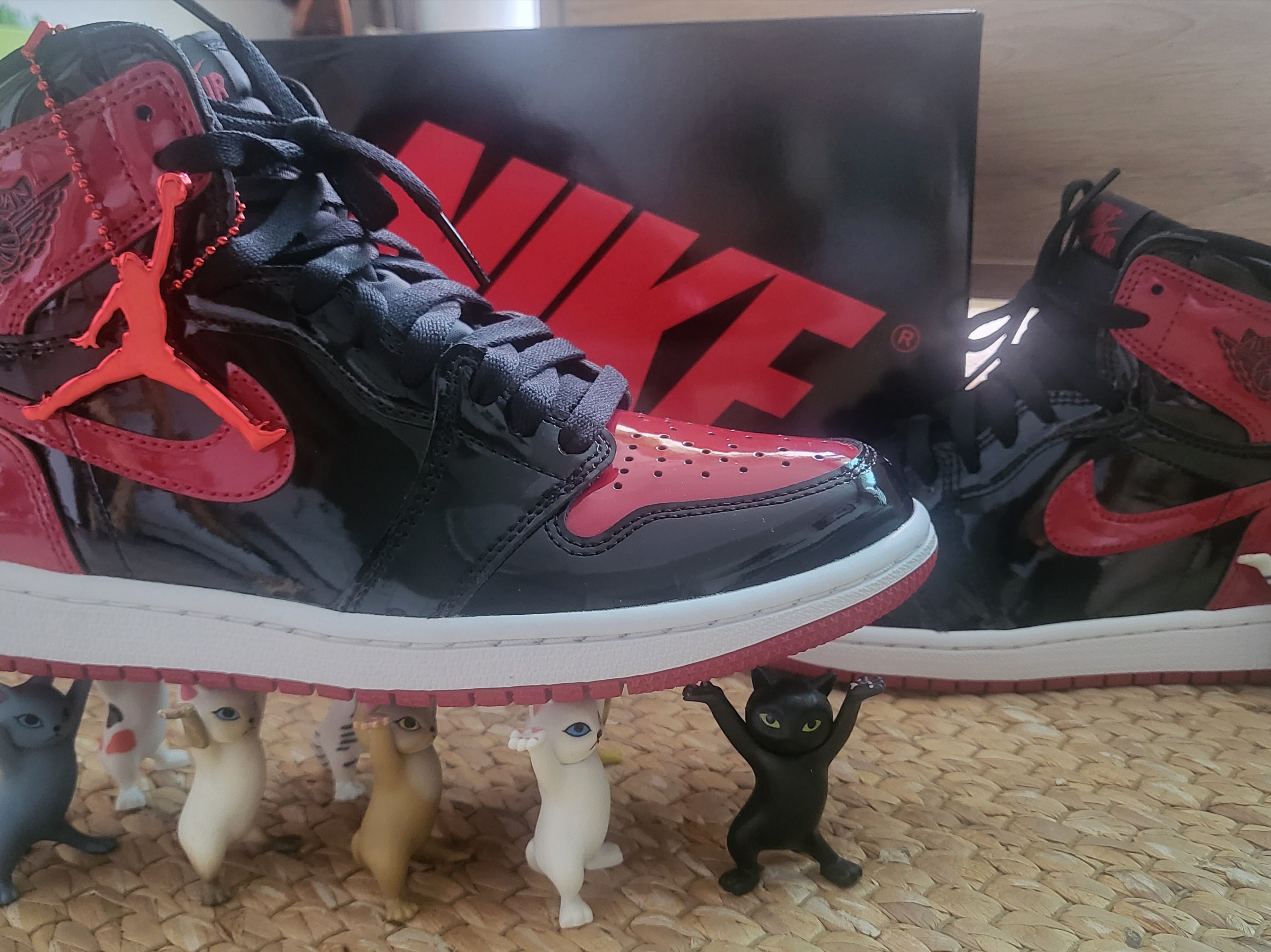 Jordan 1 Retro High OG Patent Bred 착용 스타일 - 1