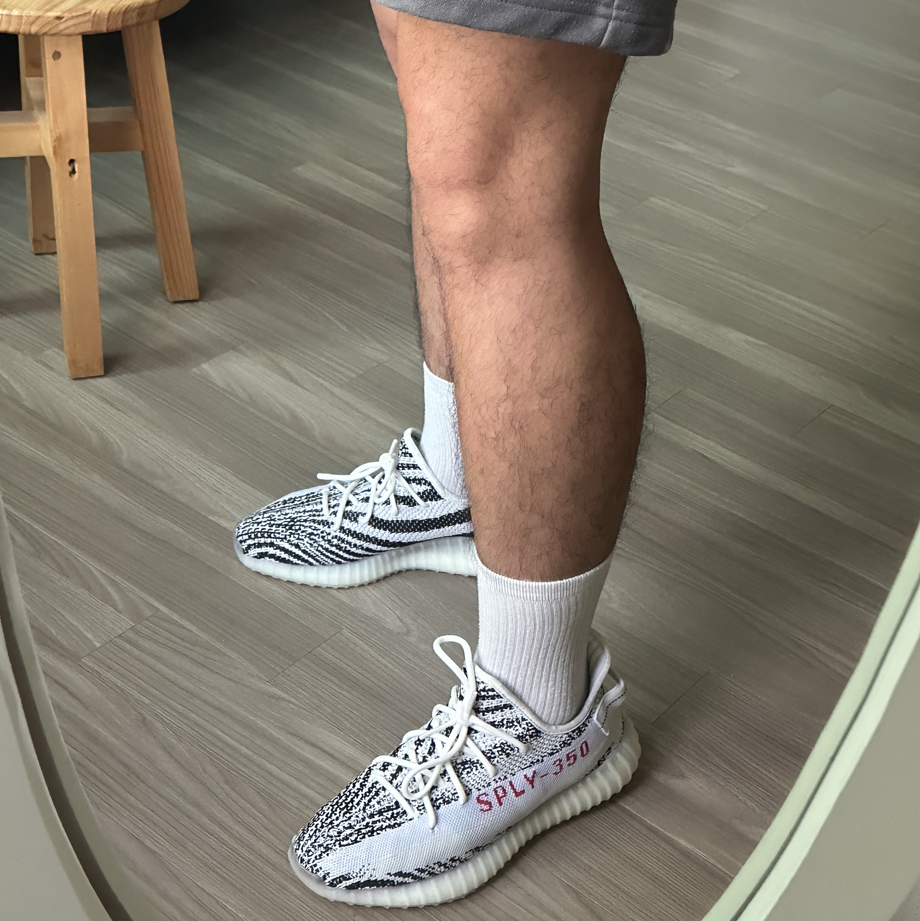 Adidas Yeezy Boost 350 V2 Zebra 2017/2019/2020 착용 스타일 - 2
