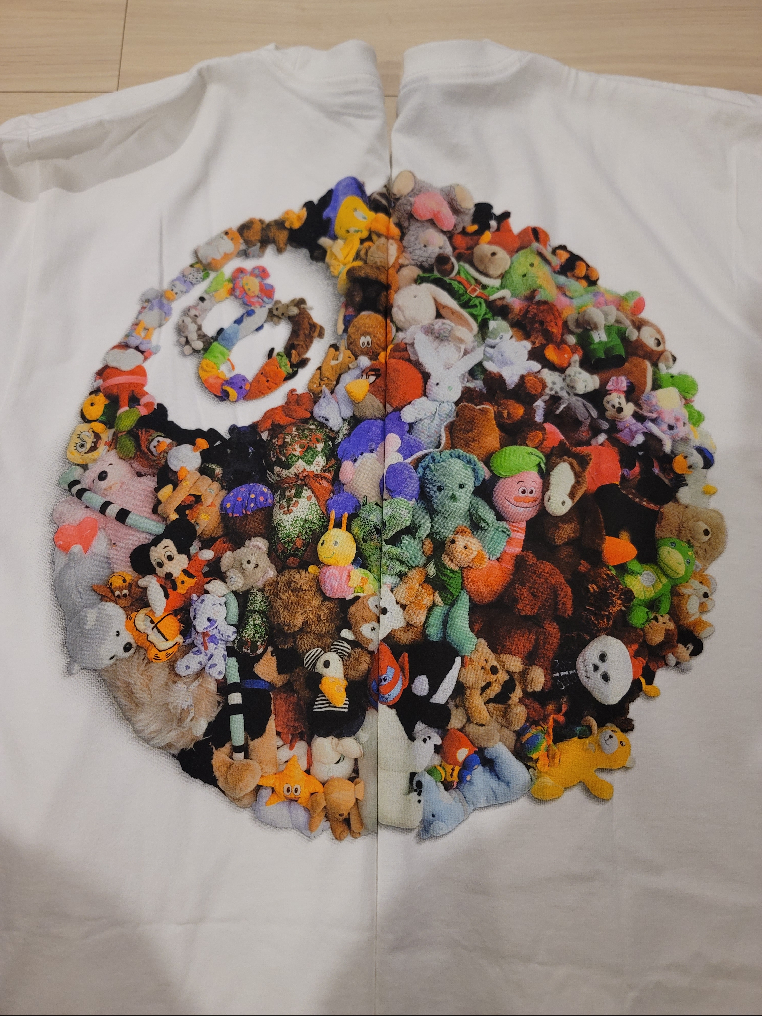 Stussy Plush T-Shirt White 착용 스타일