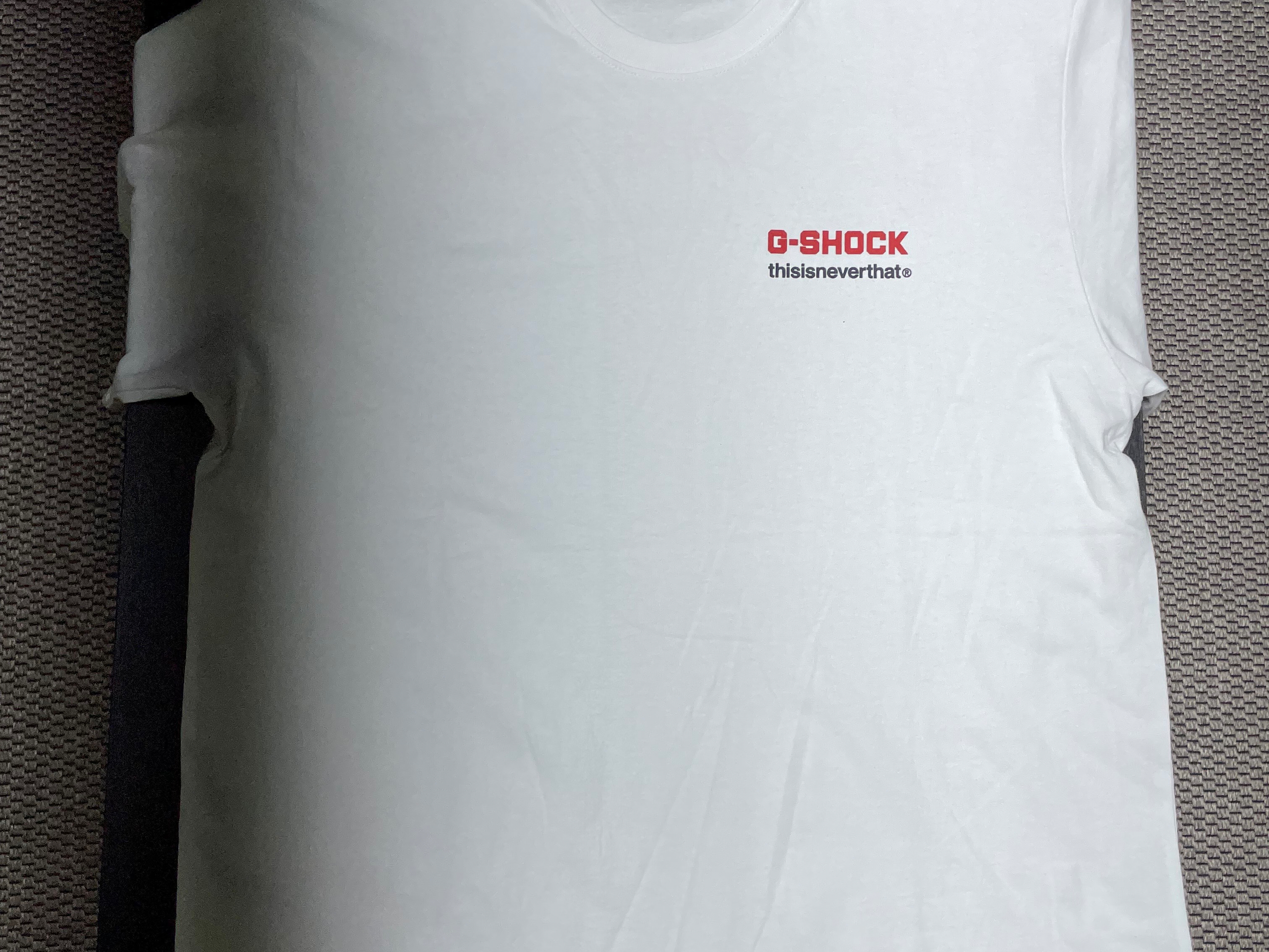 Thisisneverthat x Casio G-Shock 40th Anniversary T-Shirt White 착용 스타일 - 2