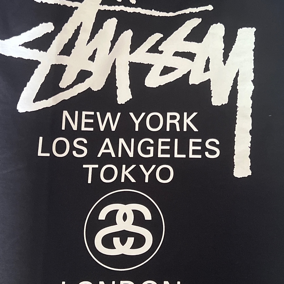Stussy World Tour T-Shirt Black 2023 착용 스타일