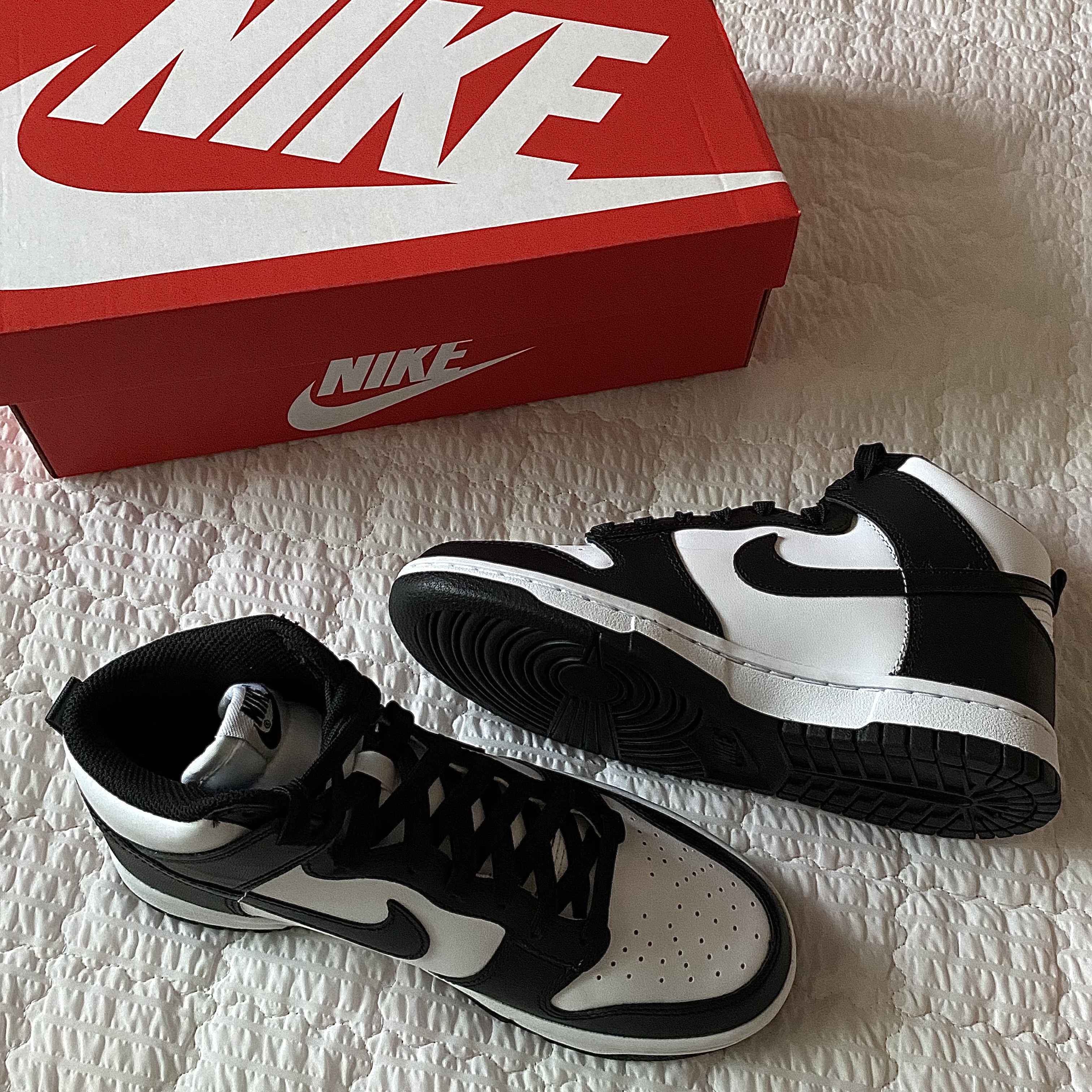 Nike Dunk High Retro Championship White 착용 스타일