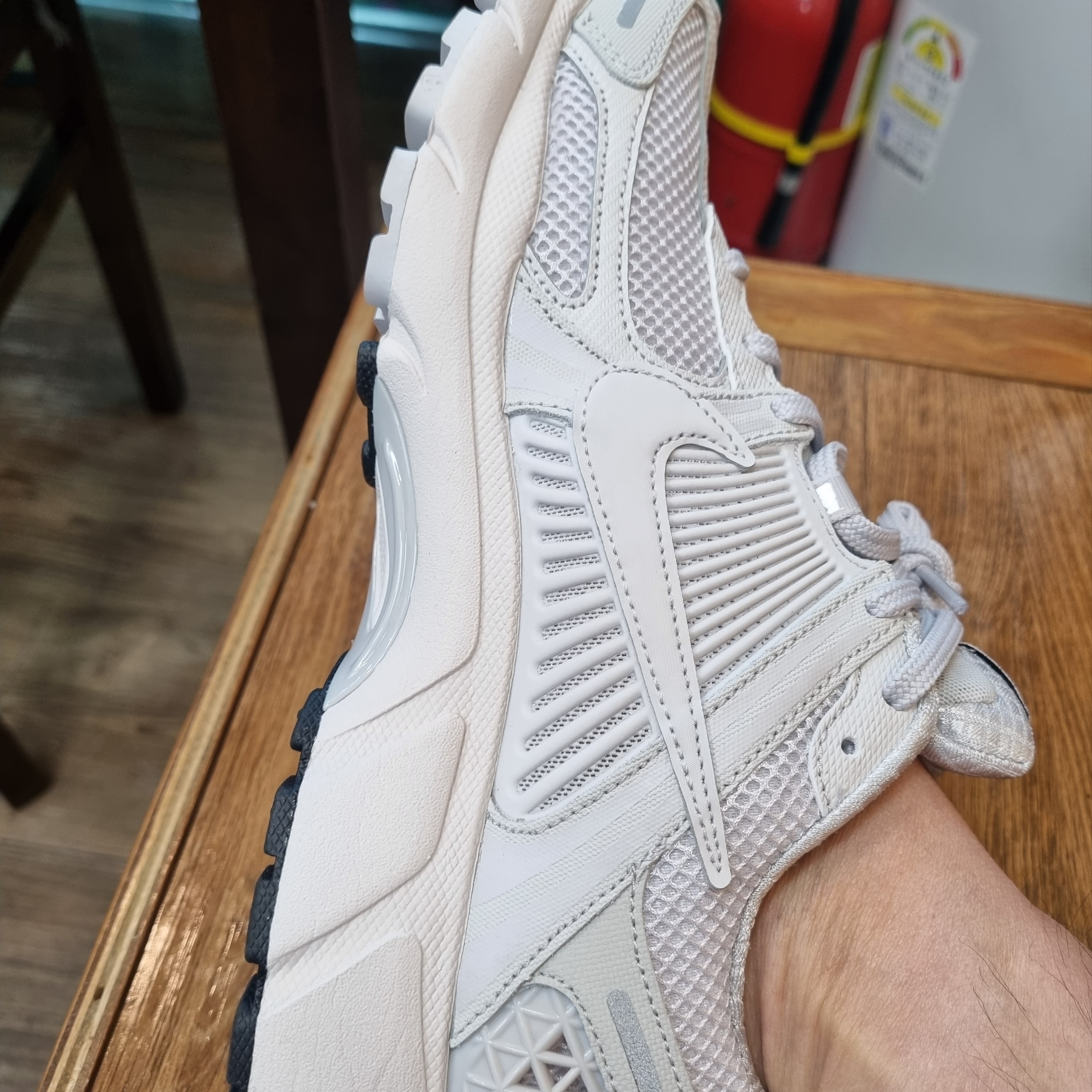 Nike Zoom Vomero 5 SP Vast Grey 2023 착용 스타일