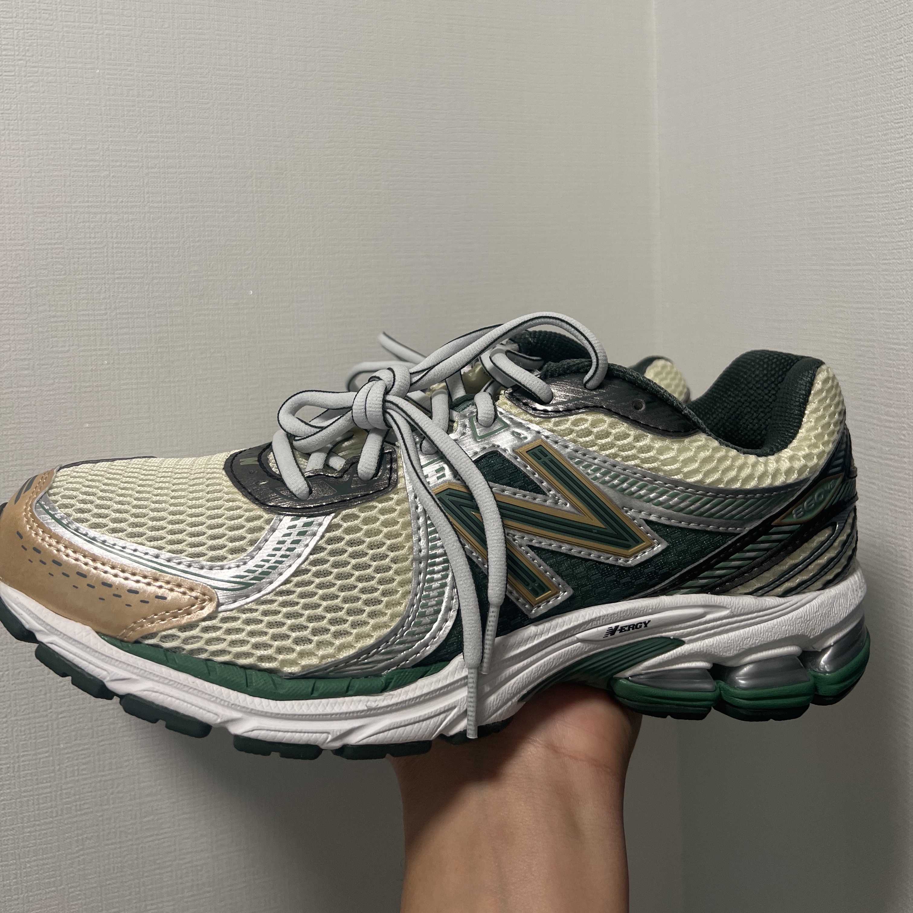 New Balance x Aime Leon Dore 860v2 Green 착용 스타일