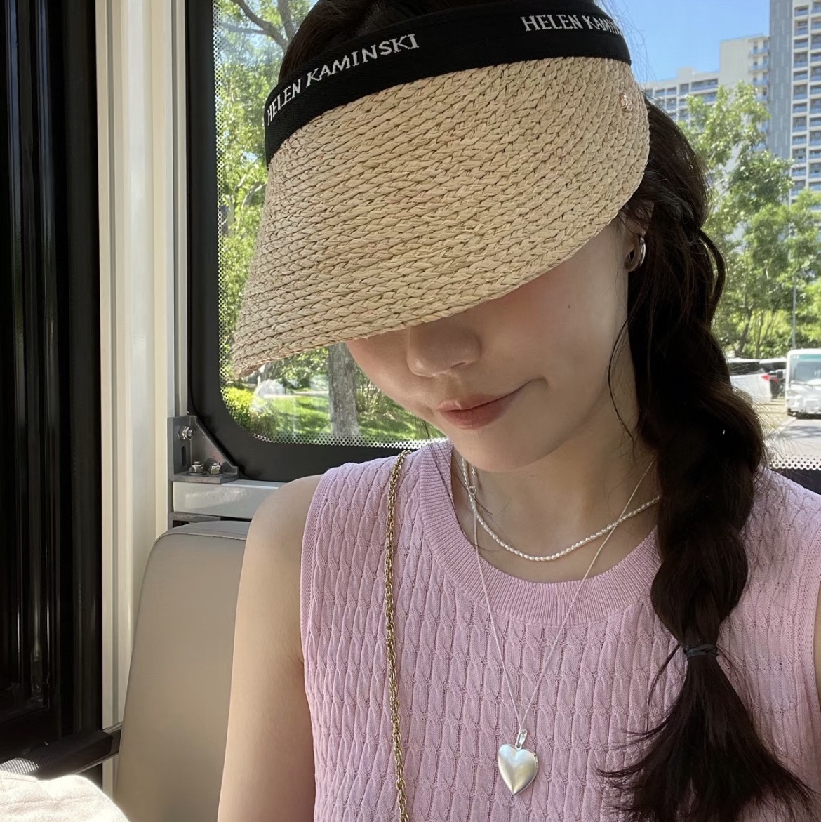 (W) Helen Kaminski Bianca Natural Black Logo 착용 스타일 - 2