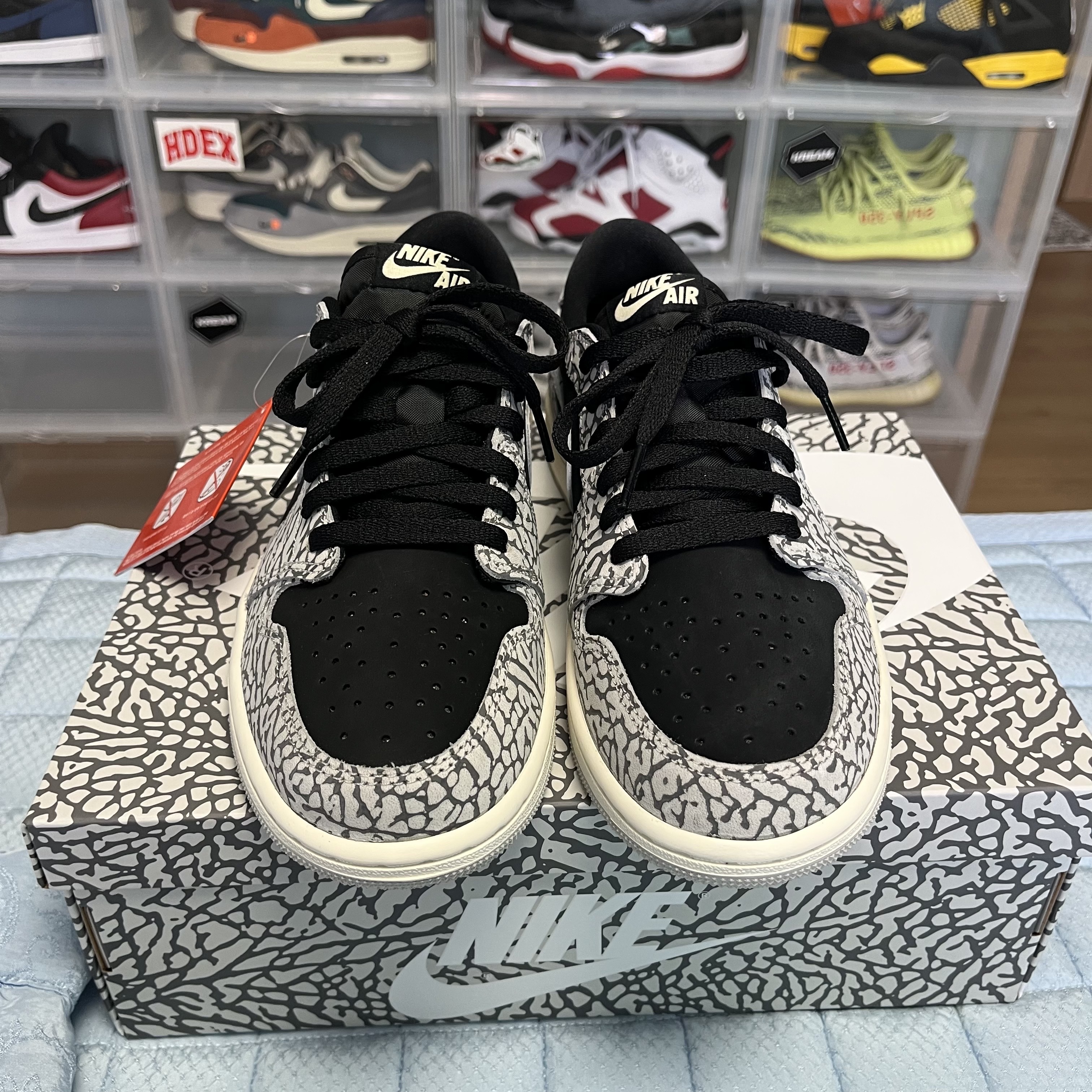 Jordan 1 Retro Low OG Black Cement 착용 스타일 - 1
