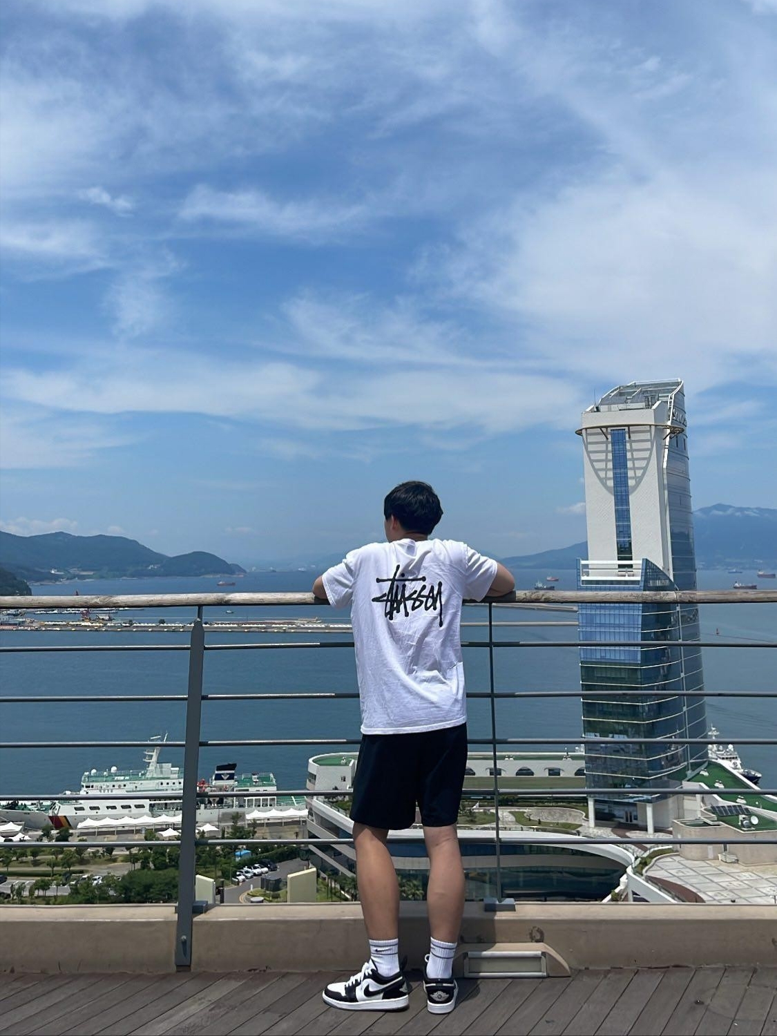 Jordan 1 Low SE Concord, Stussy Basic Stussy T-Shirt White 2023 착용 스타일