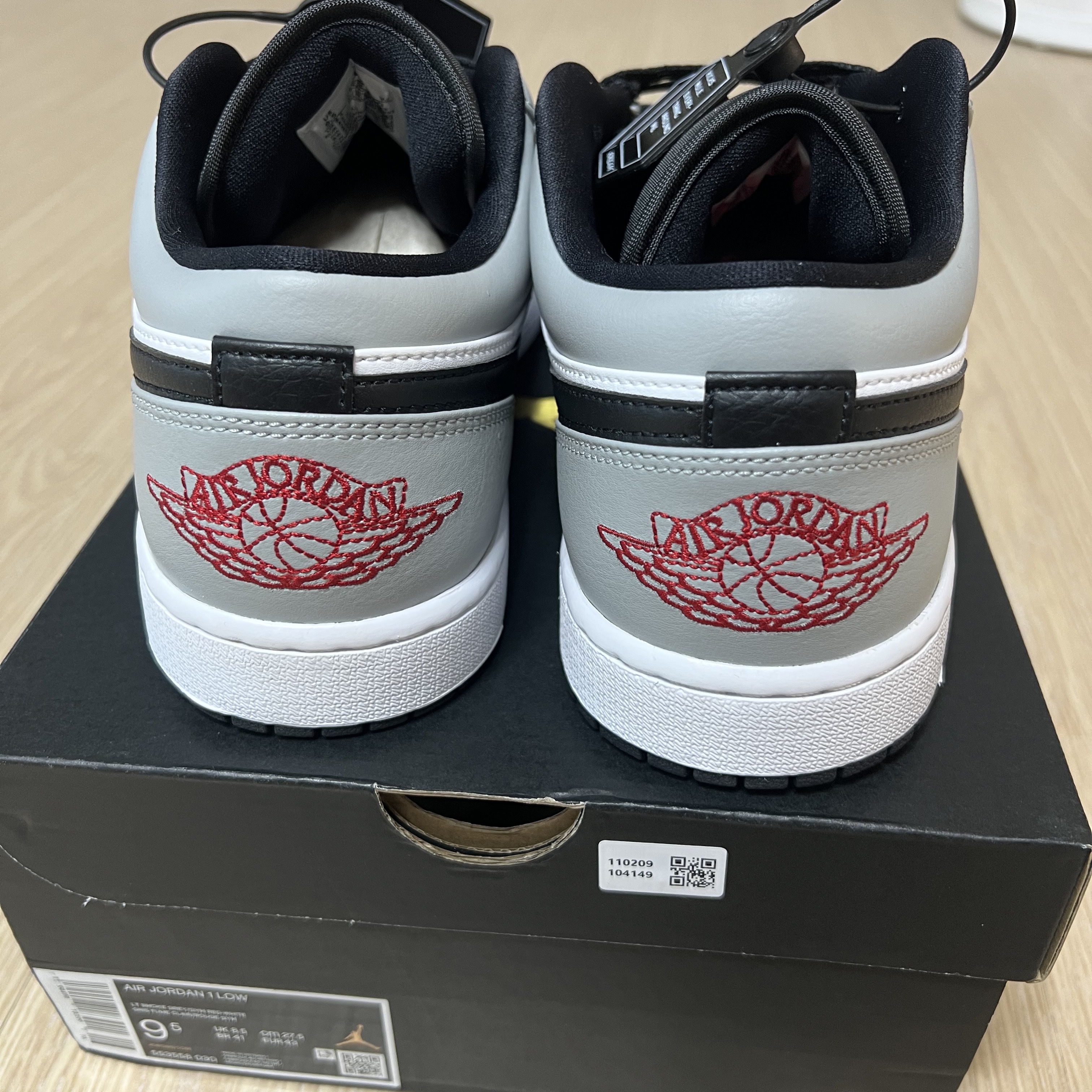 Jordan 1 Low Light Smoke Grey 착용 스타일 - 3