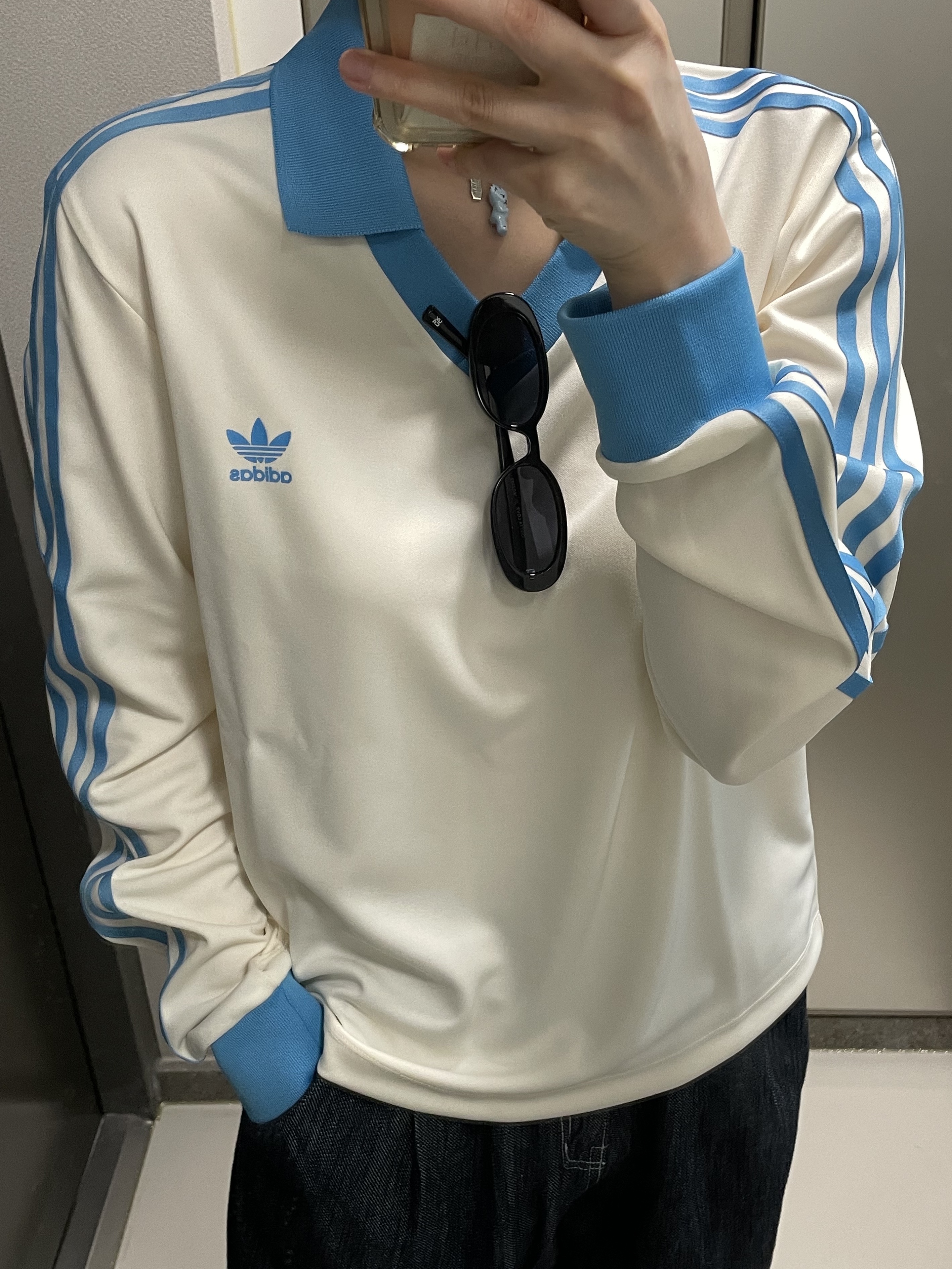(W) Adidas x Sporty & Rich Long Sleeve Football Jersey Cream White - KR Sizing, (W) Adidas x Sporty & Rich Long Sleeve Football Jersey Cream White - US Sizing 착용 스타일 - 1