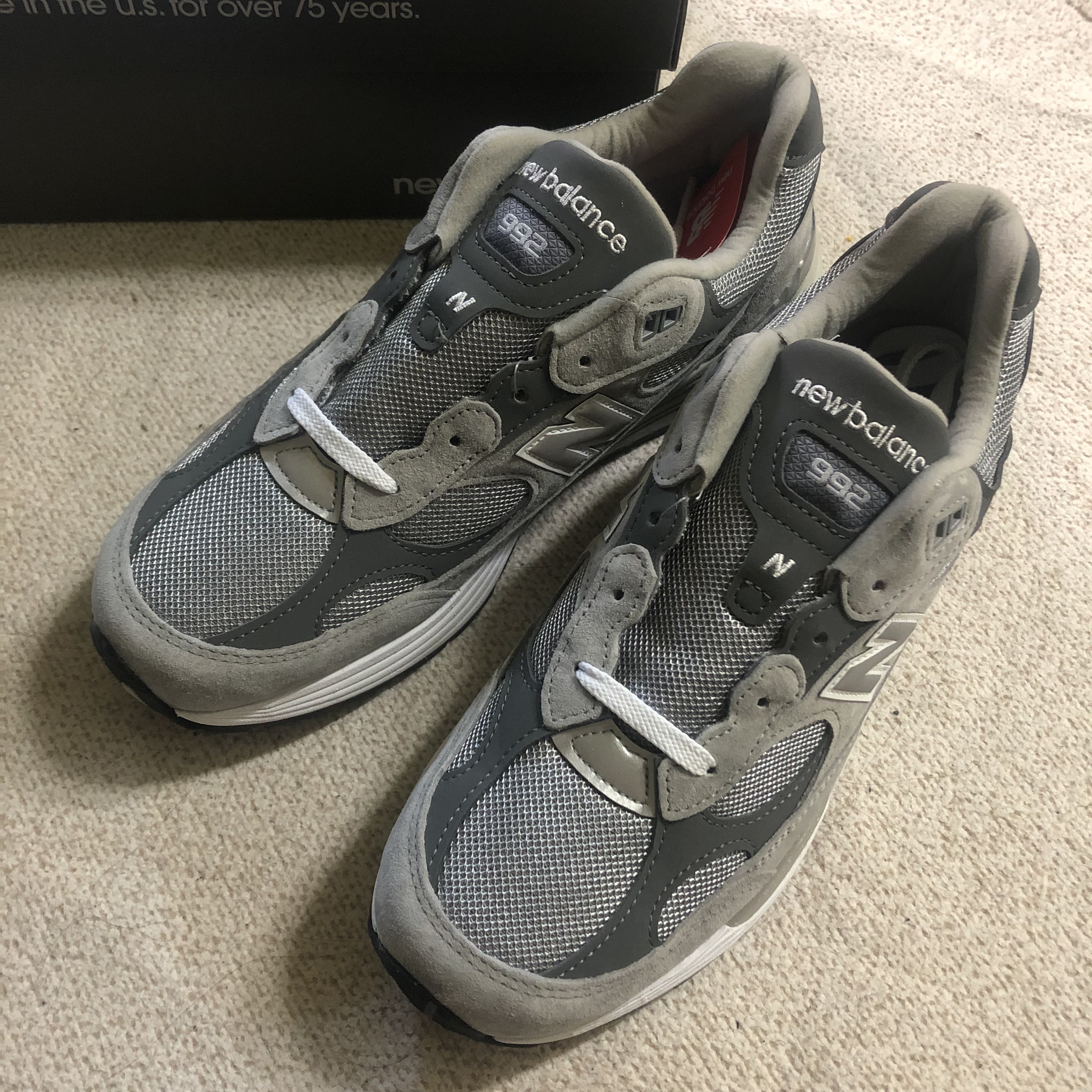 New Balance 992 Made in USA Grey - D Standard 착용 스타일