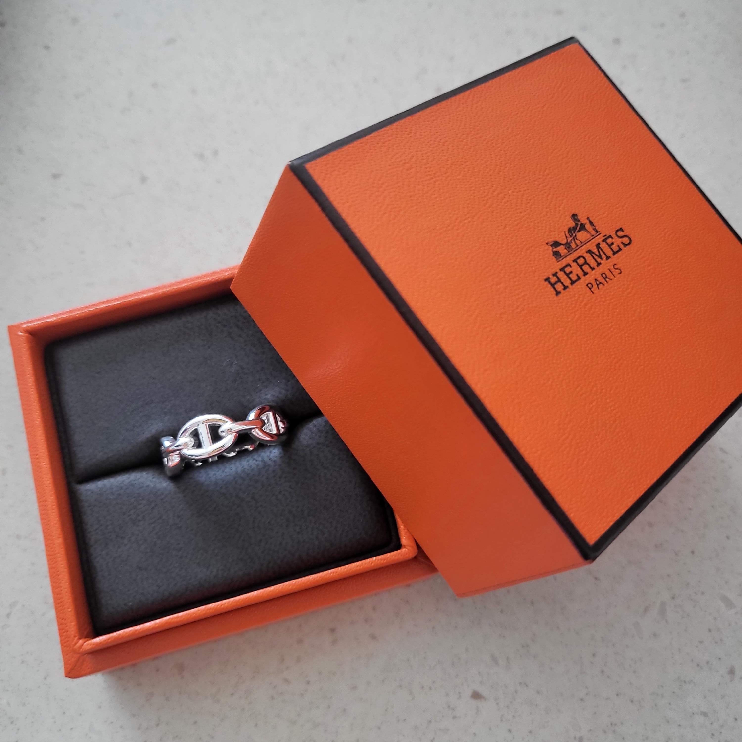 (W) Hermes Small Chaine D'Ancre Enchainee Ring Sterling Silver 착용 스타일