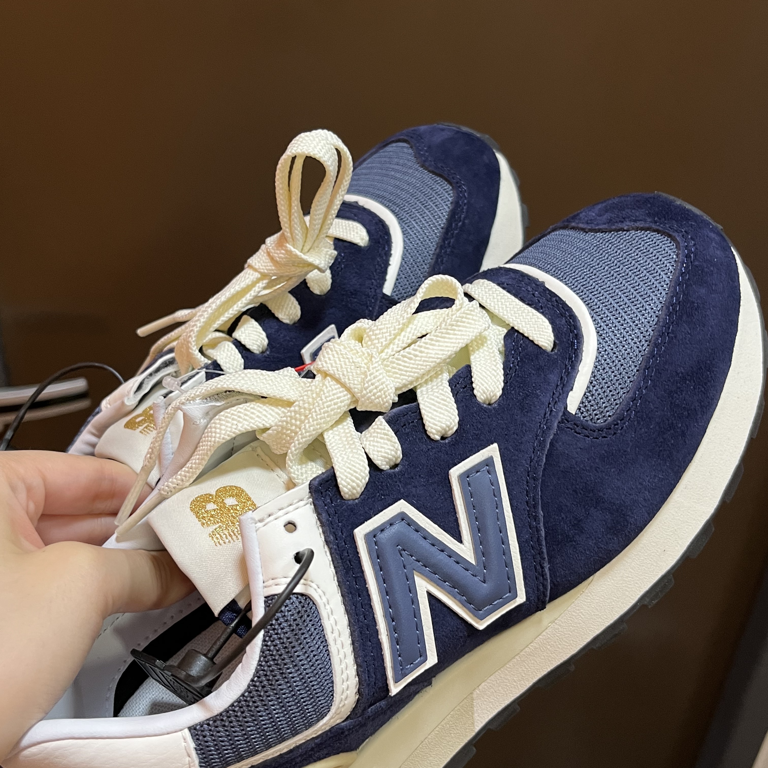 New Balance 574 Legacy Navy 착용 스타일