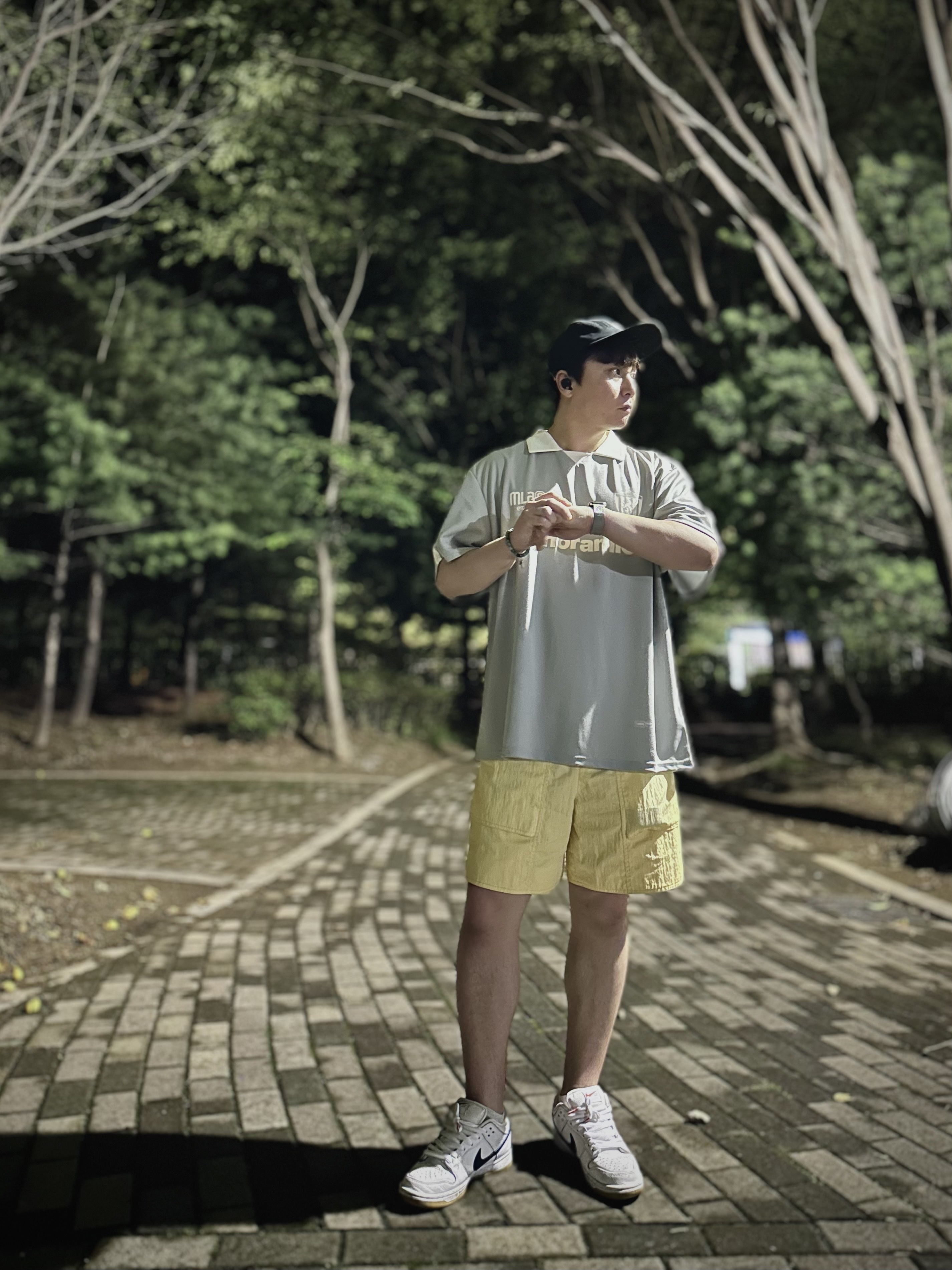 Nike SB Dunk Low Pro ISO Orange Label White Navy, Stussy Basic Stock Low Pro Cap Black 착용 스타일
