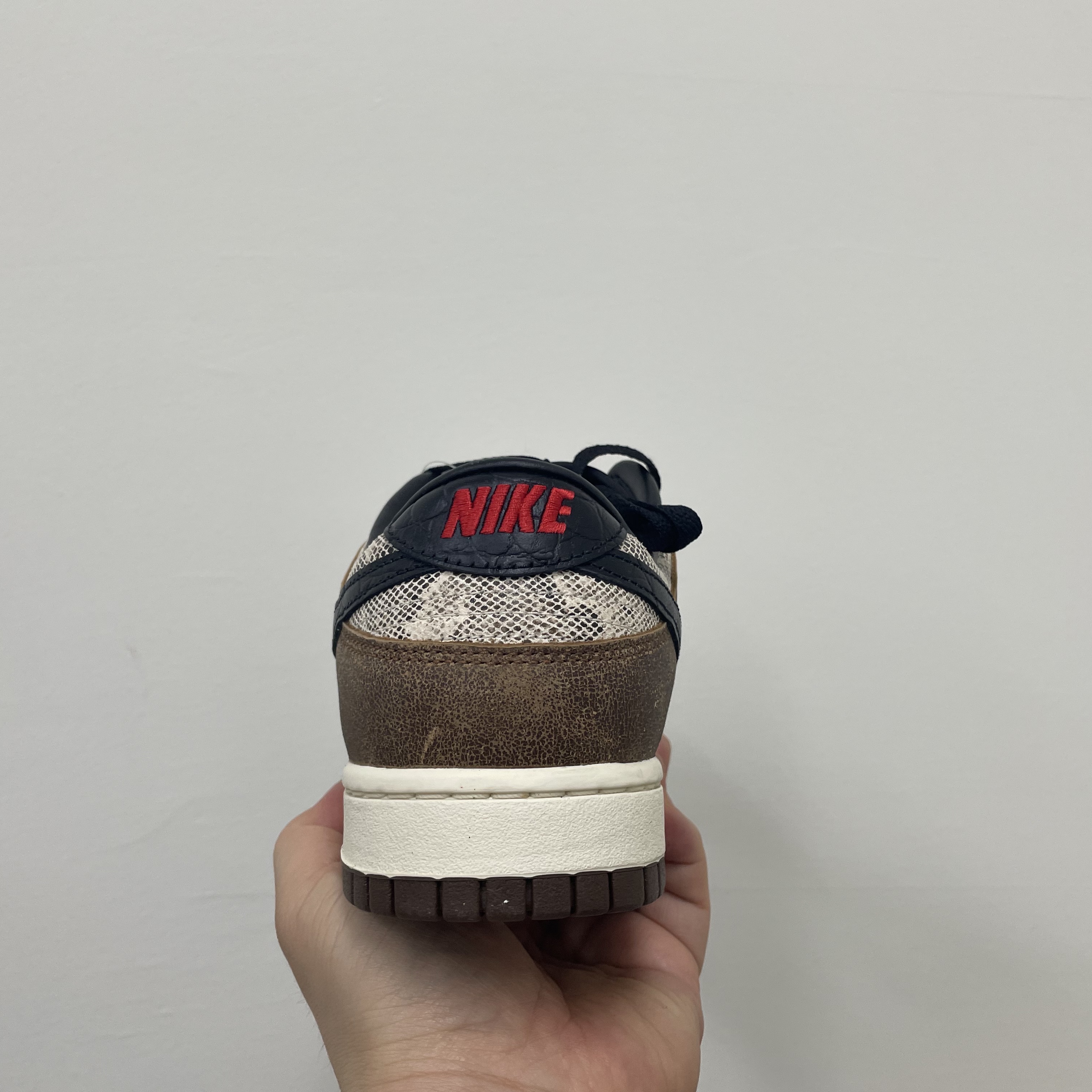 Nike Dunk Low PRM Head to Head 착용 스타일 - 5