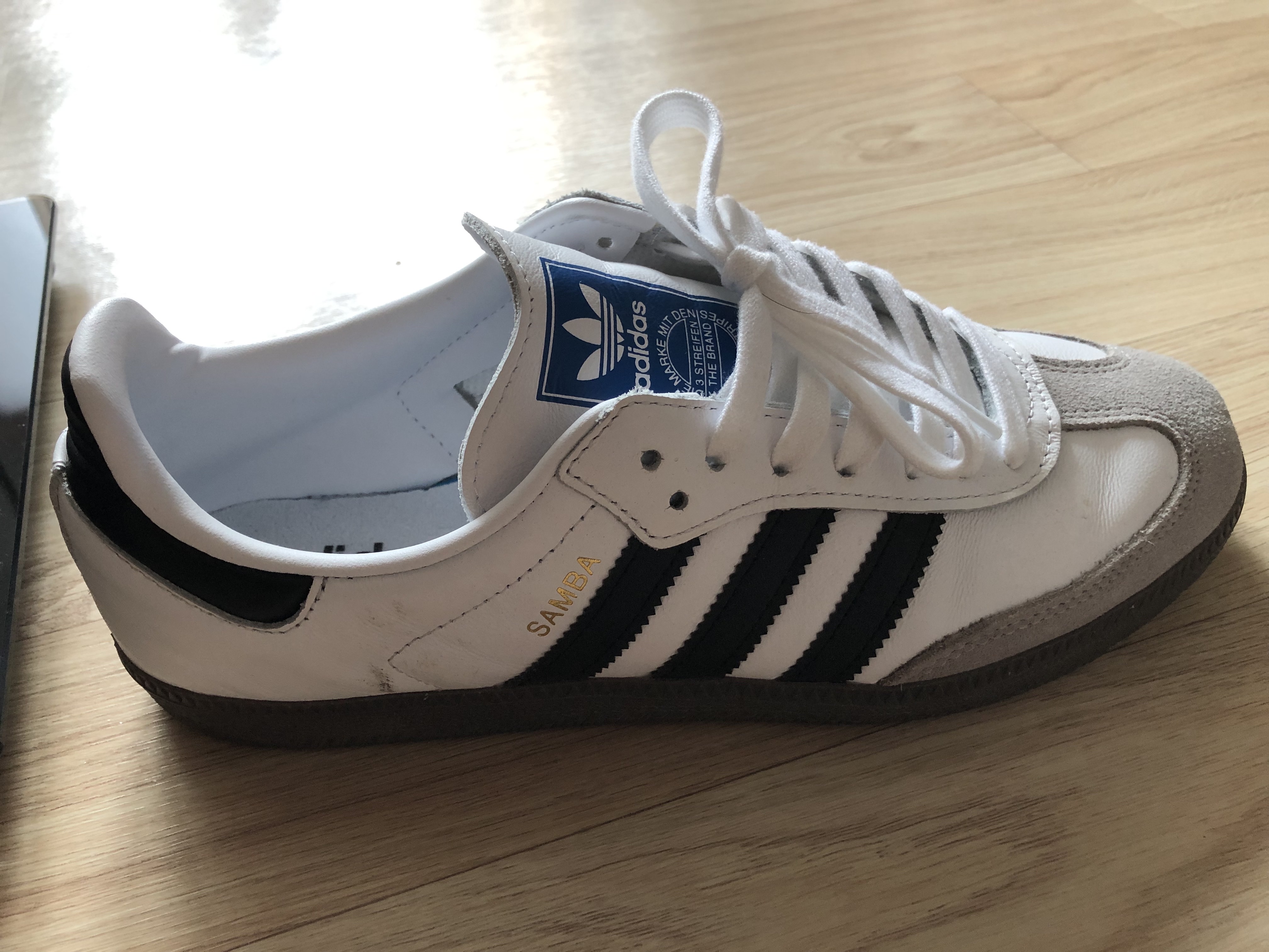 Adidas Samba OG Cloud White 착용 스타일