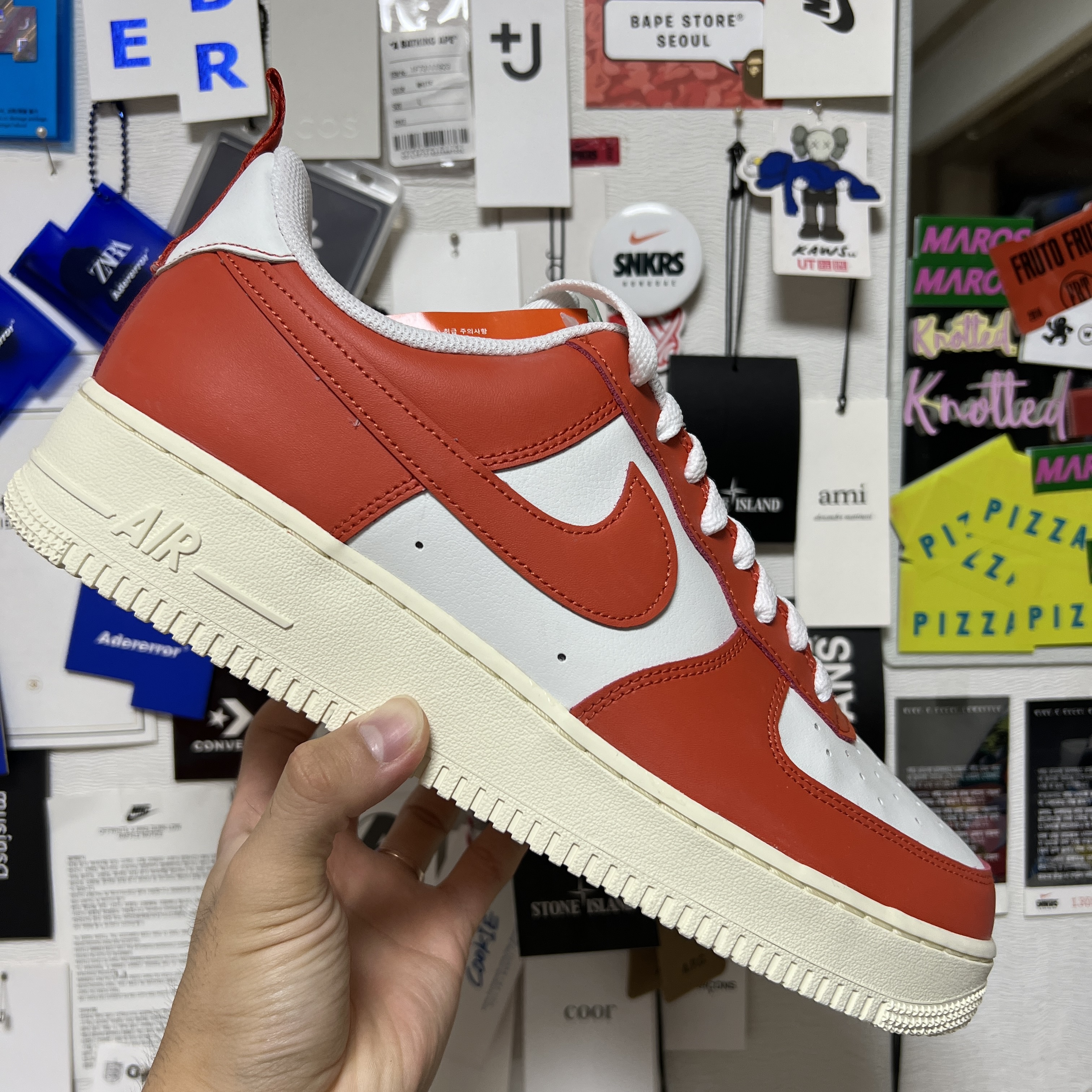 Nike Air Force 1 '07 LV8 Pojangmacha 착용 스타일